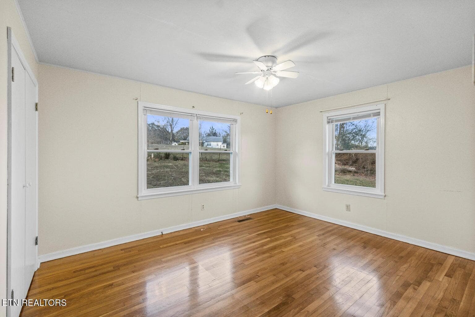 Bedroom 3 - 128 NE Scott St, Charleston, TN 37310
