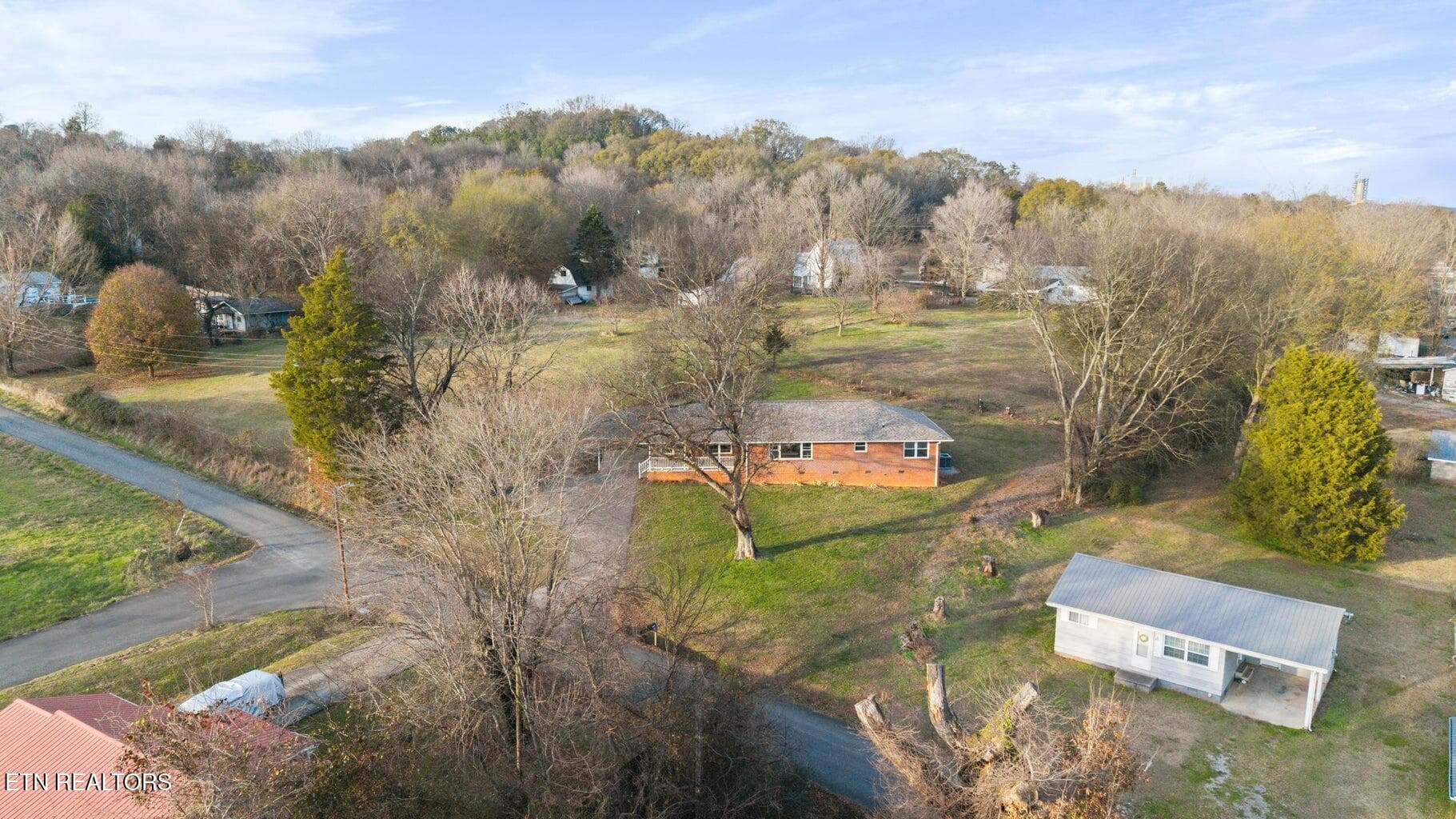 Air view - 128 NE Scott St, Charleston, TN 37310