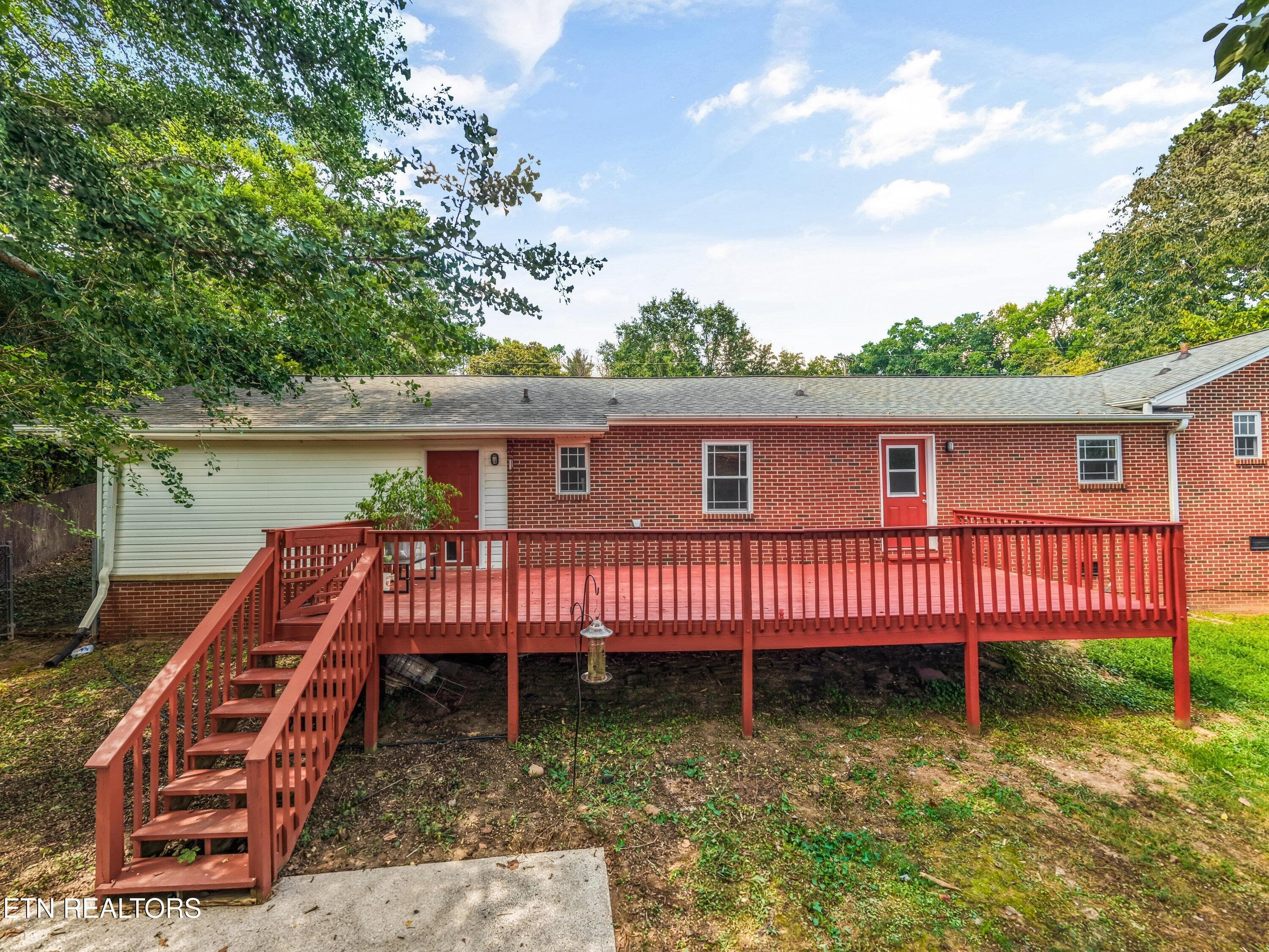 4418 Garden Dr NE 06 - 4418 NE Garden, Knoxville, TN 37918