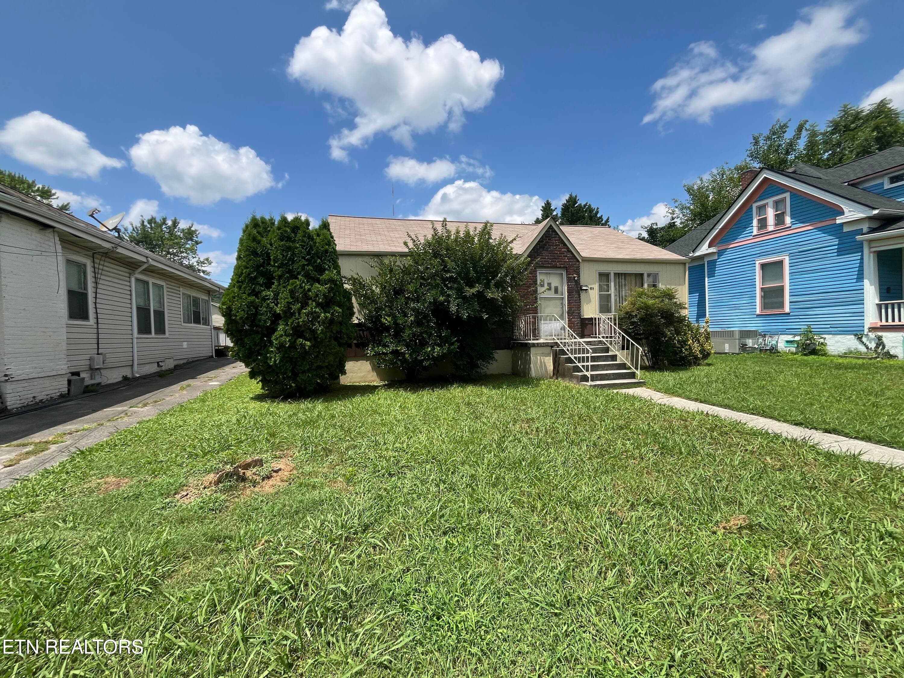 IMG_2576 - 929 Chickamauga Ave, Knoxville, TN 37917, Knoxville