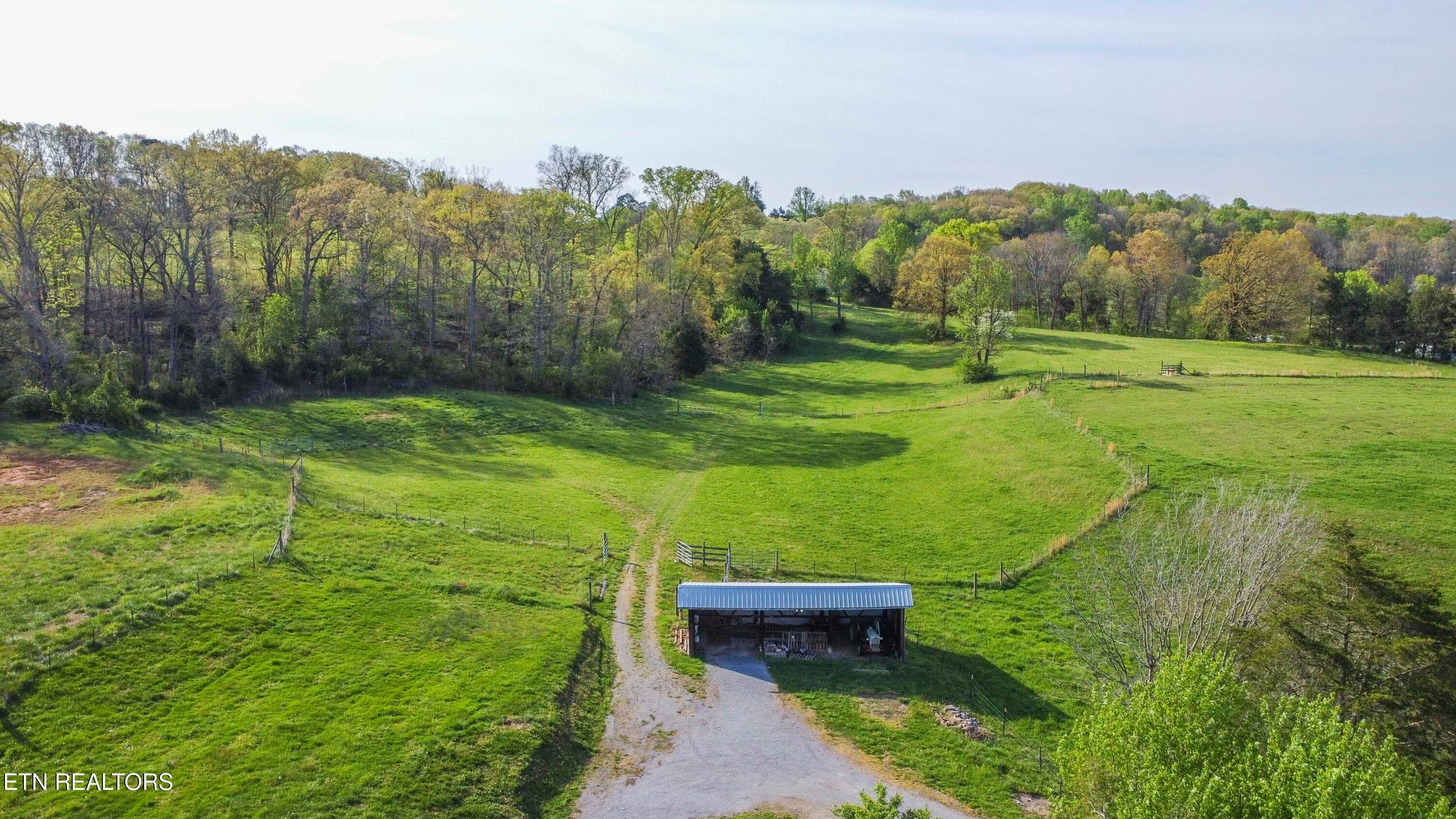 drone 35_1 - 10732 Richland +13 Acres Rd, Mascot, TN 37806