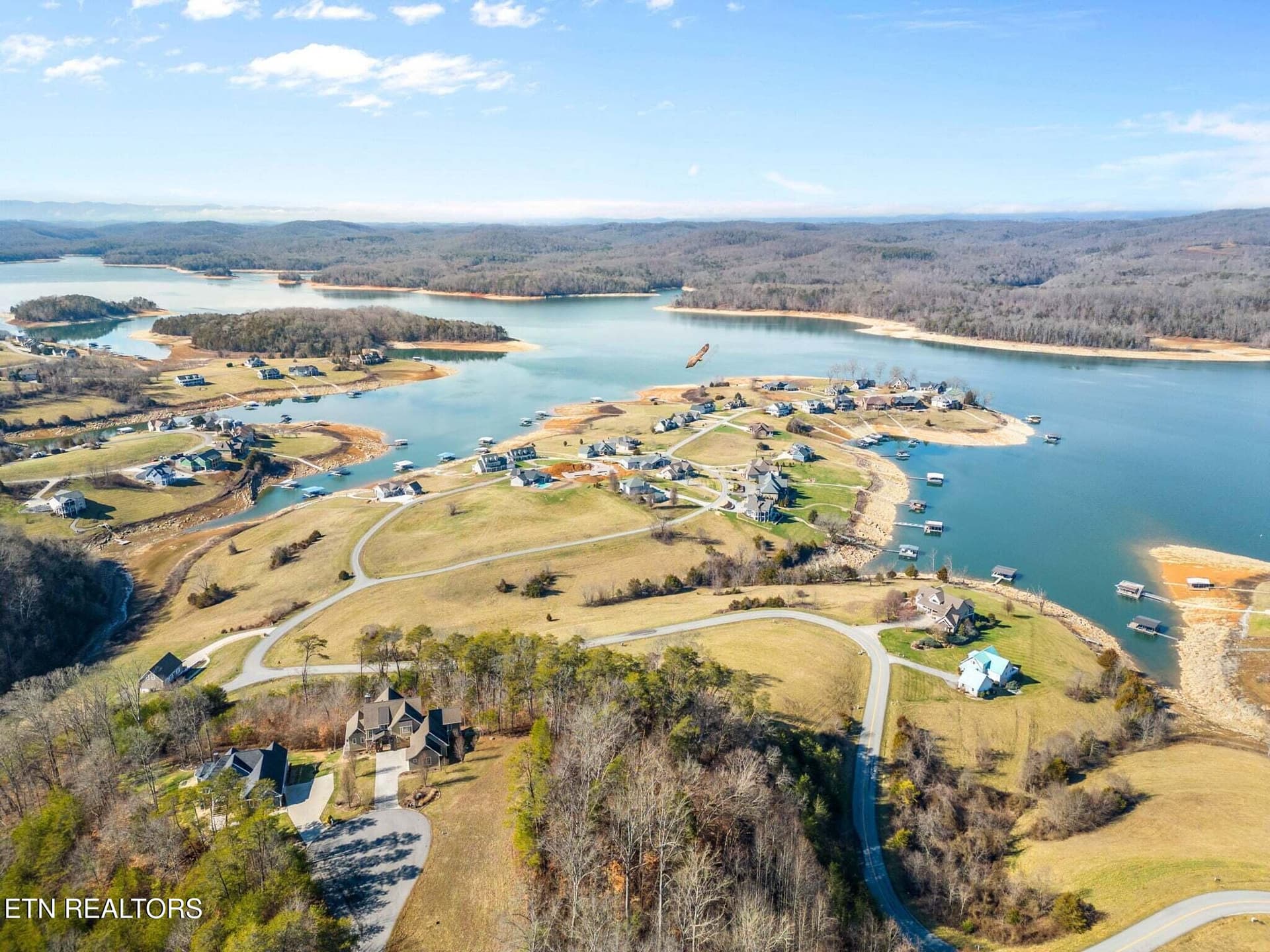 Dove ct - 14 - Dove Court, Sharps Chapel, TN 37866