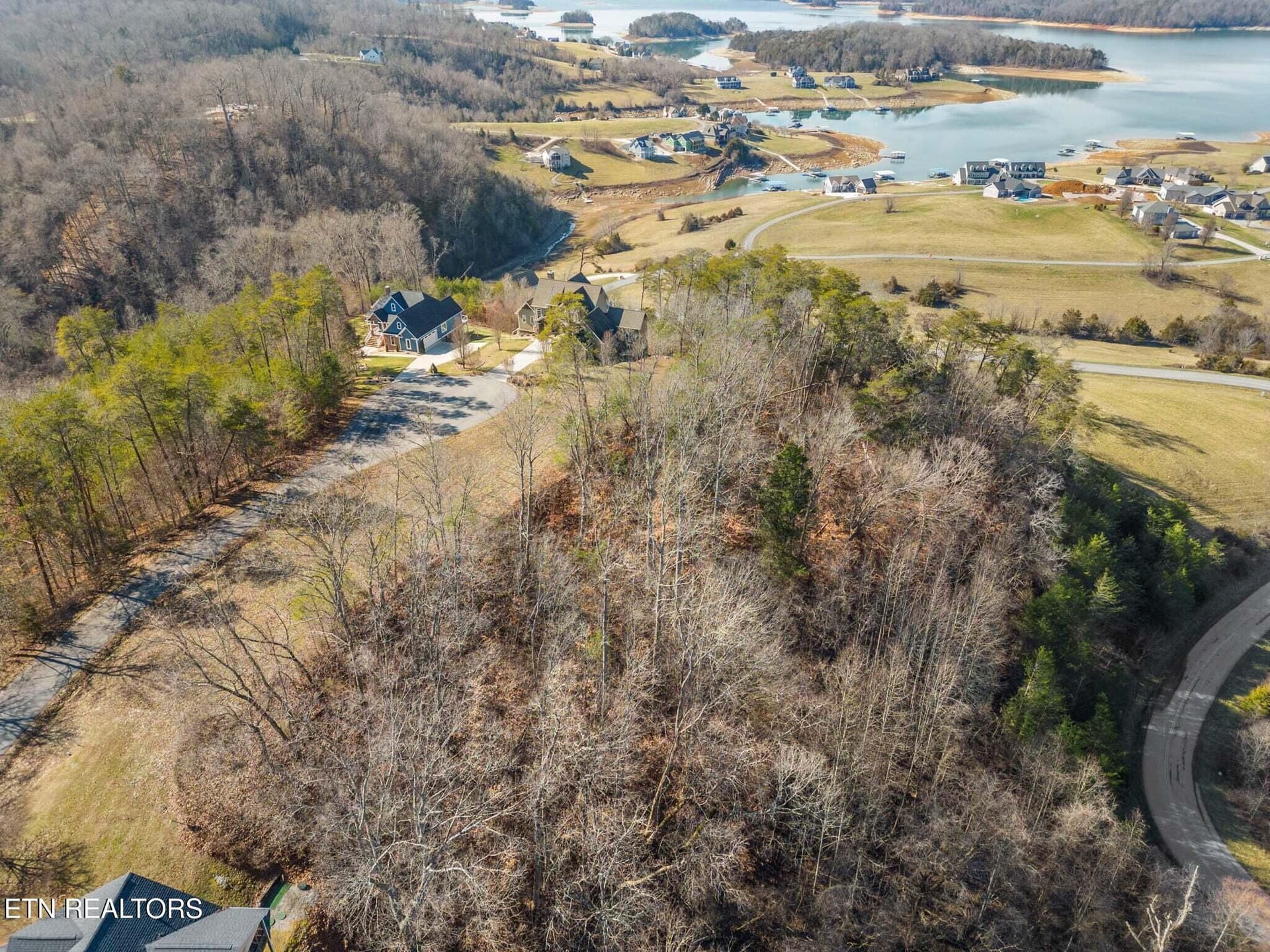 Dove ct - 20 - Dove Court, Sharps Chapel, TN 37866