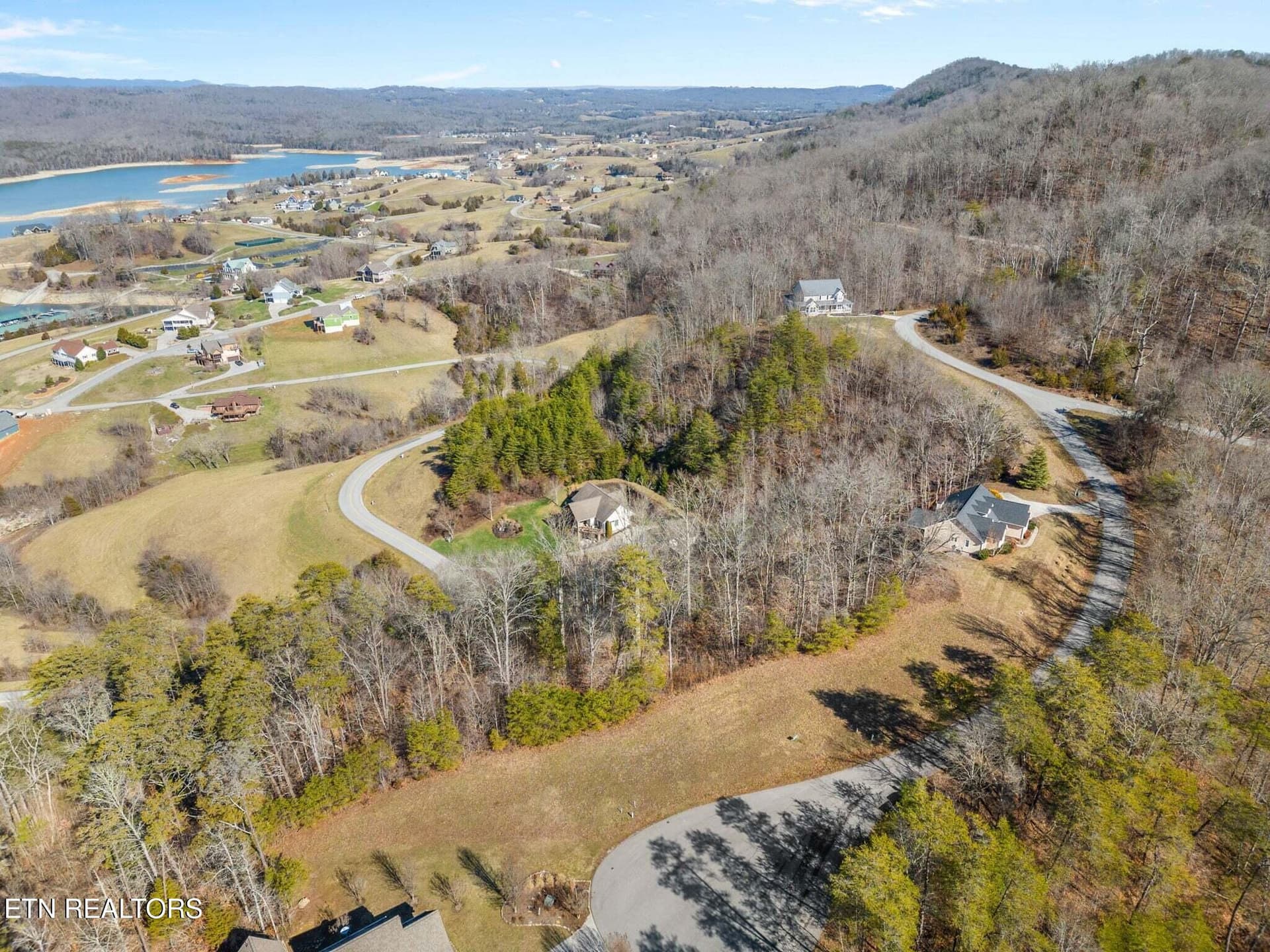 Dove ct - 21 - Dove Court, Sharps Chapel, TN 37866