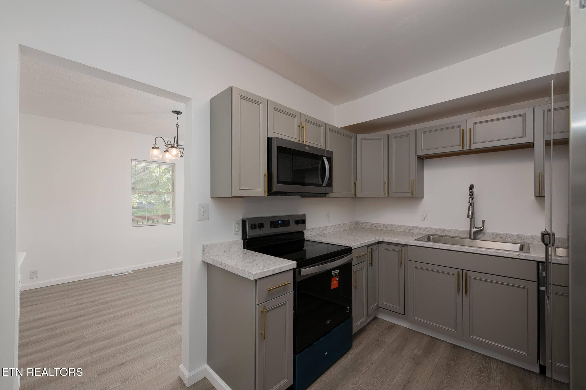 13_kitchen - 1612 Wilder Place, Knoxville, TN 37915