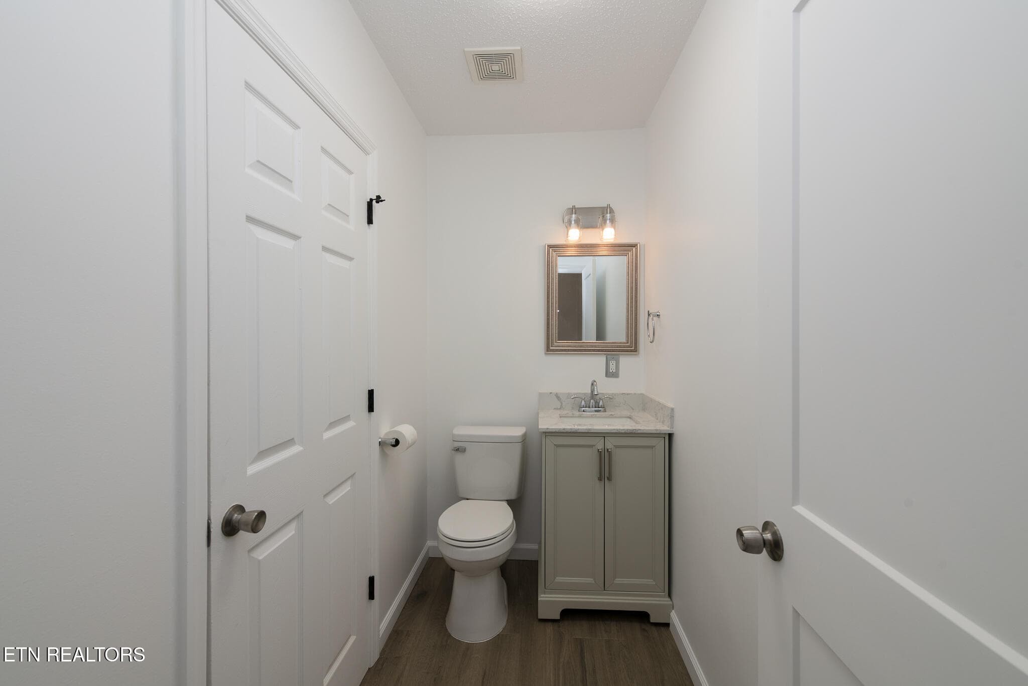 15_powder room - 1612 Wilder Place, Knoxville, TN 37915