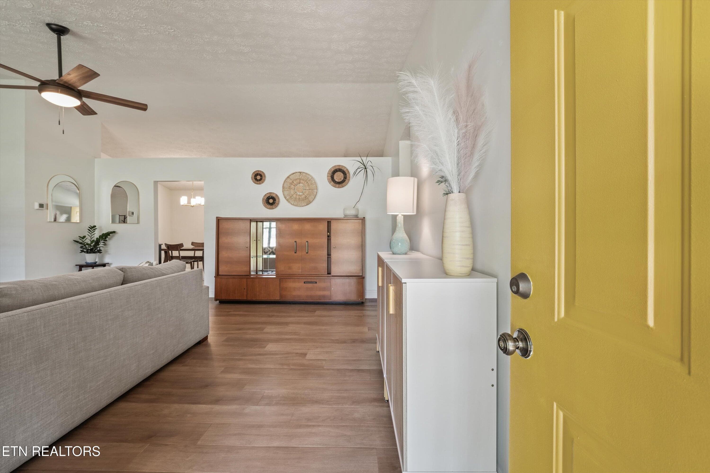 Entry - 4525 Nathan Drive, Knoxville, TN 37938, Knoxville
