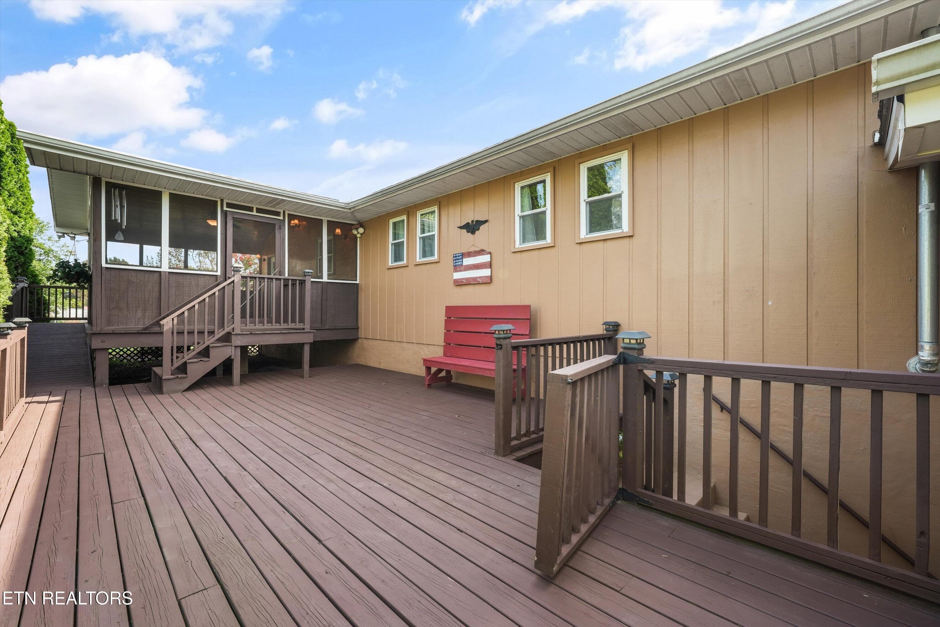 Deck - 7314 Glastonbury Rd, Knoxville, TN 37931