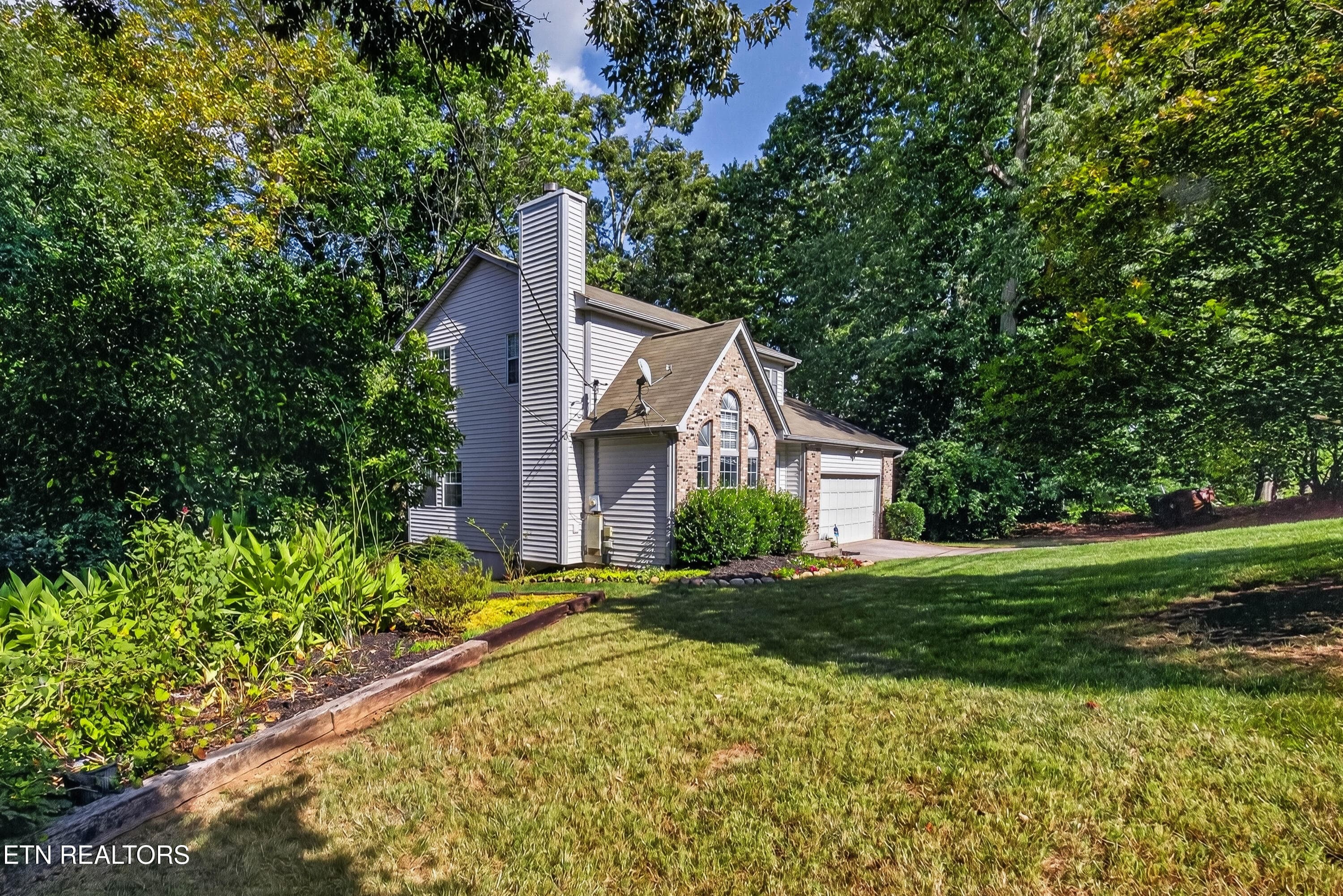 1428 Pine Springs - 1428 Pine Springs Rd, Knoxville, TN 37922