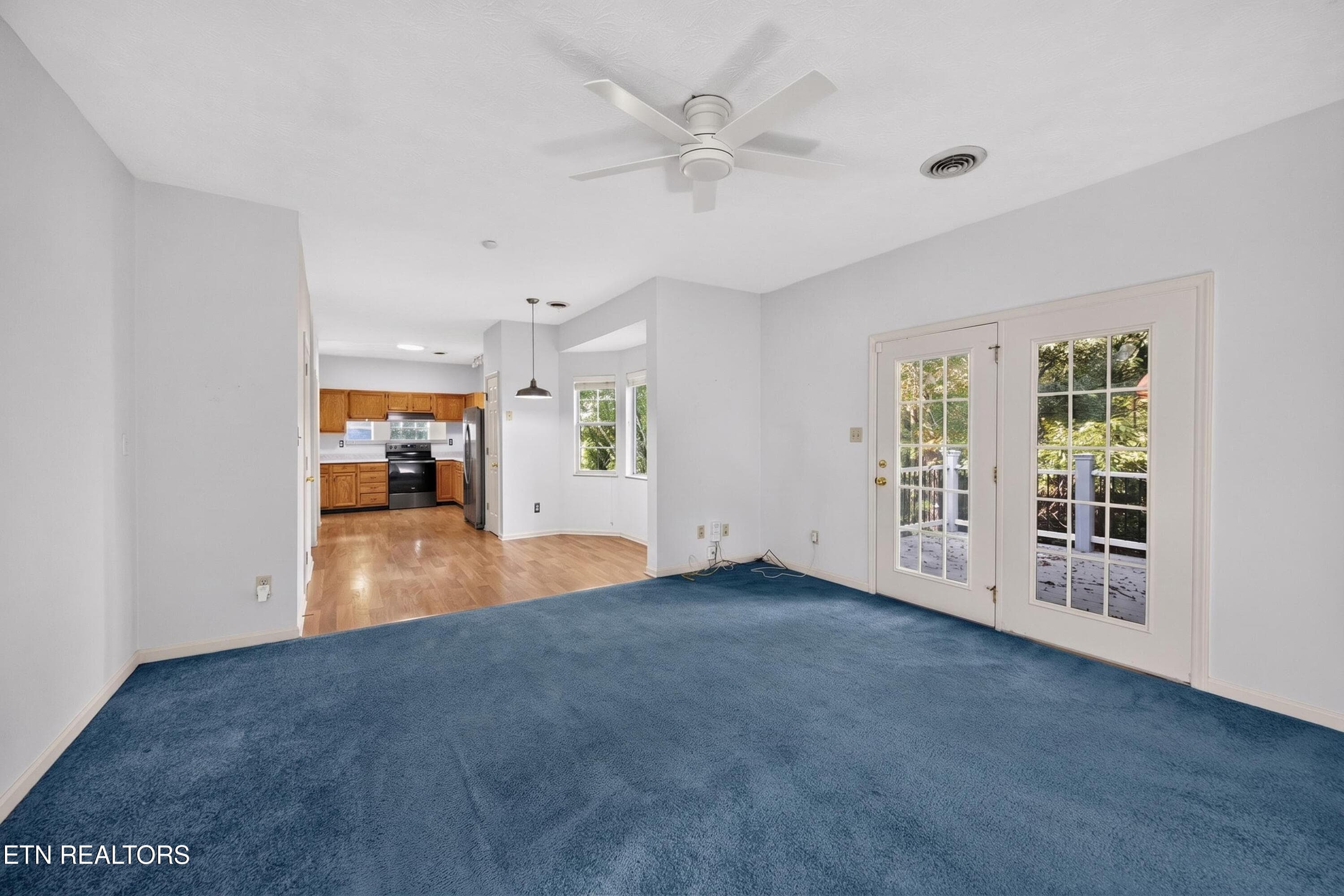Den - 1428 Pine Springs Rd, Knoxville, TN 37922
