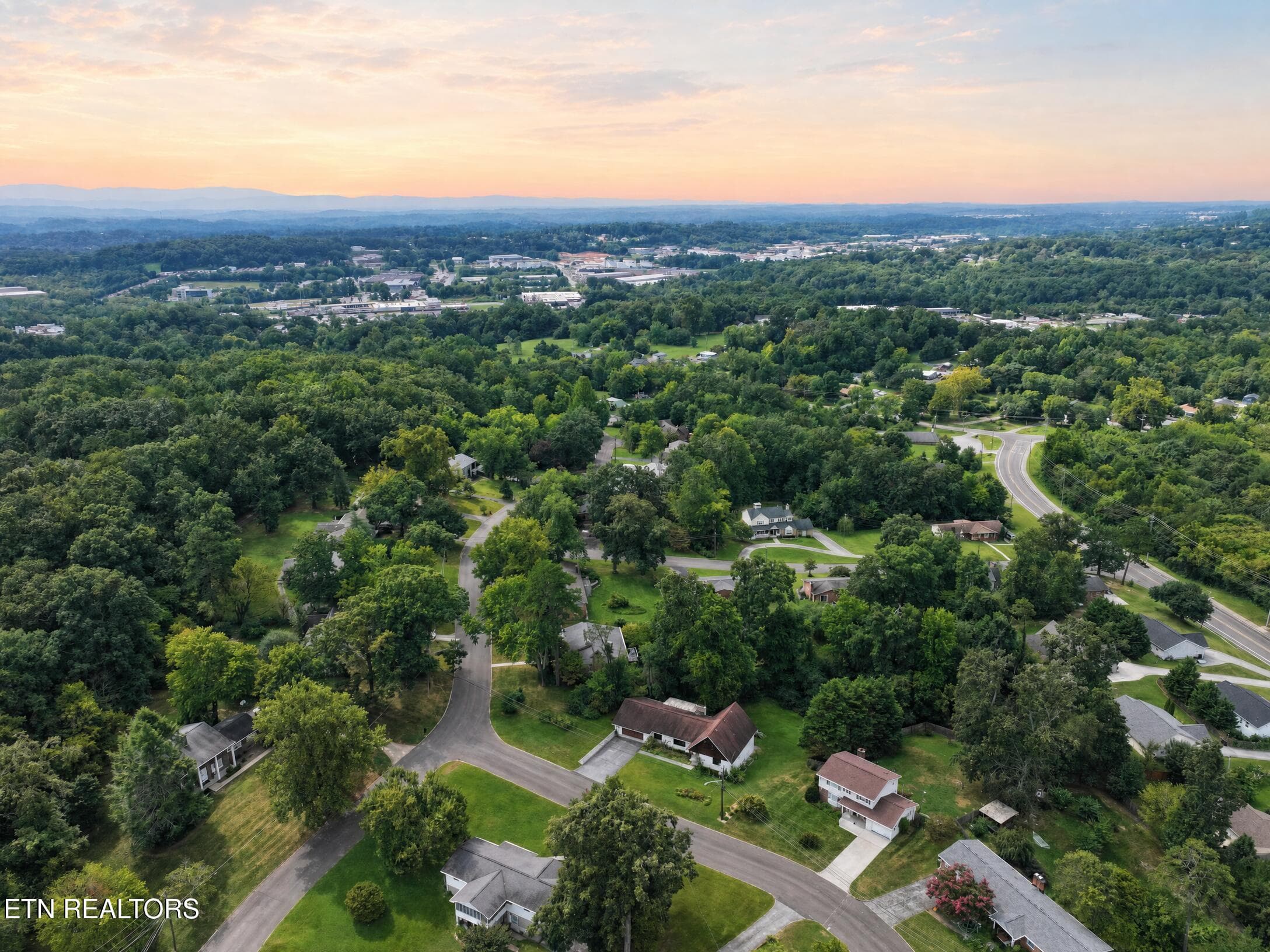 O - 3701 Frostwood Rd, Knoxville, TN 37921
