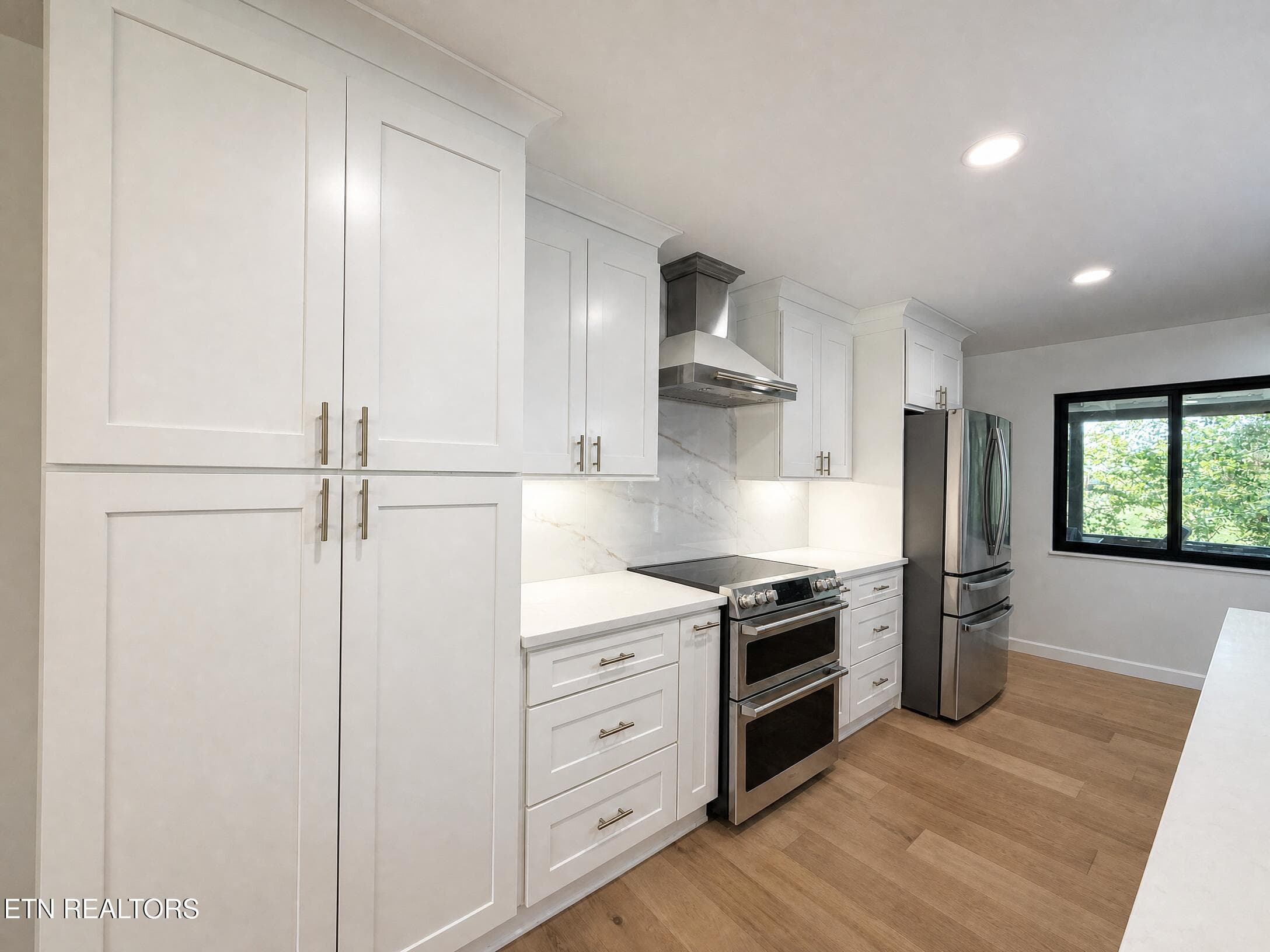 O - 3701 Frostwood Rd, Knoxville, TN 37921