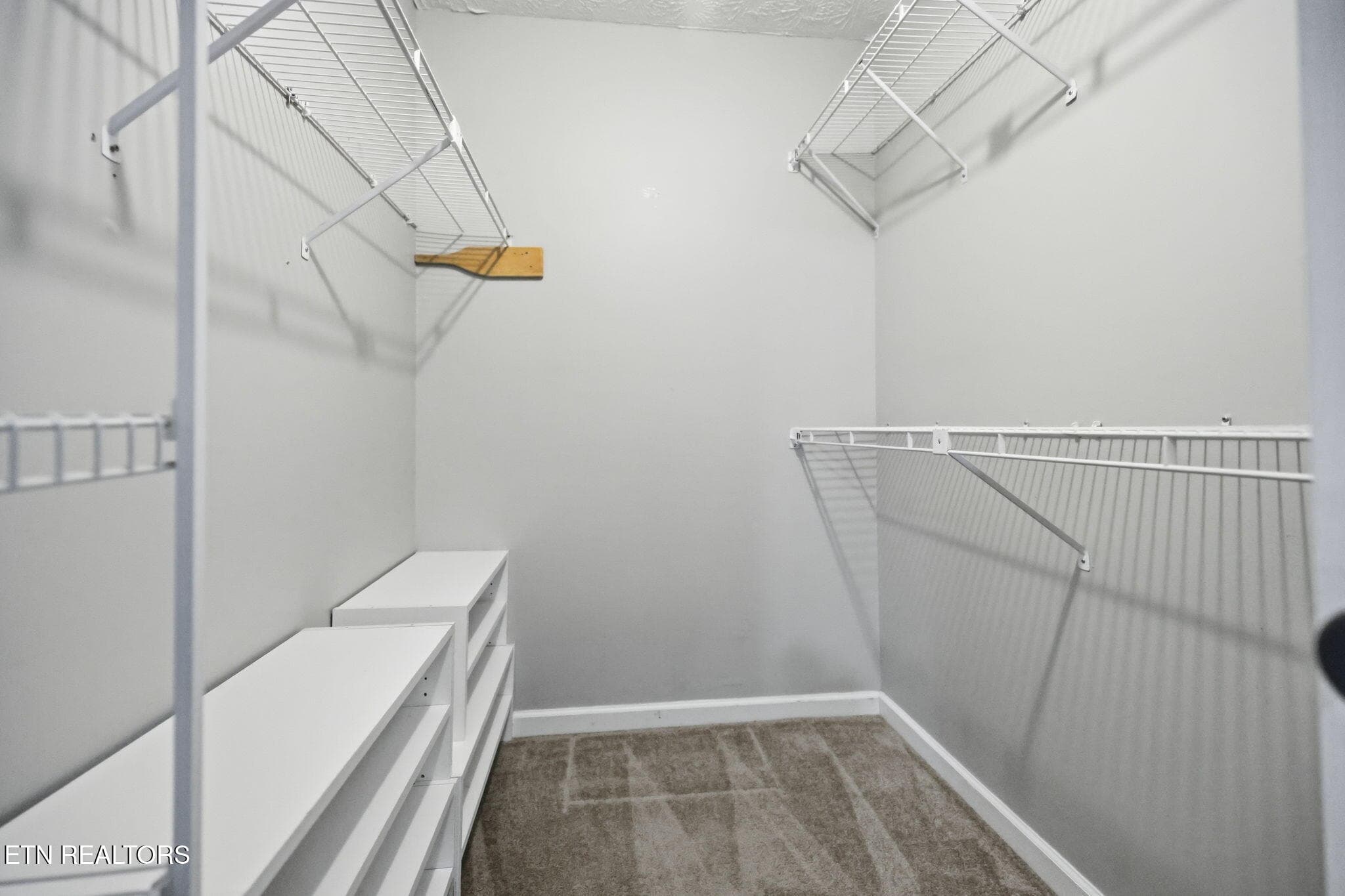 Huge Walk-in Closet - 7524 Inverrary Circle, Knoxville, TN 37918