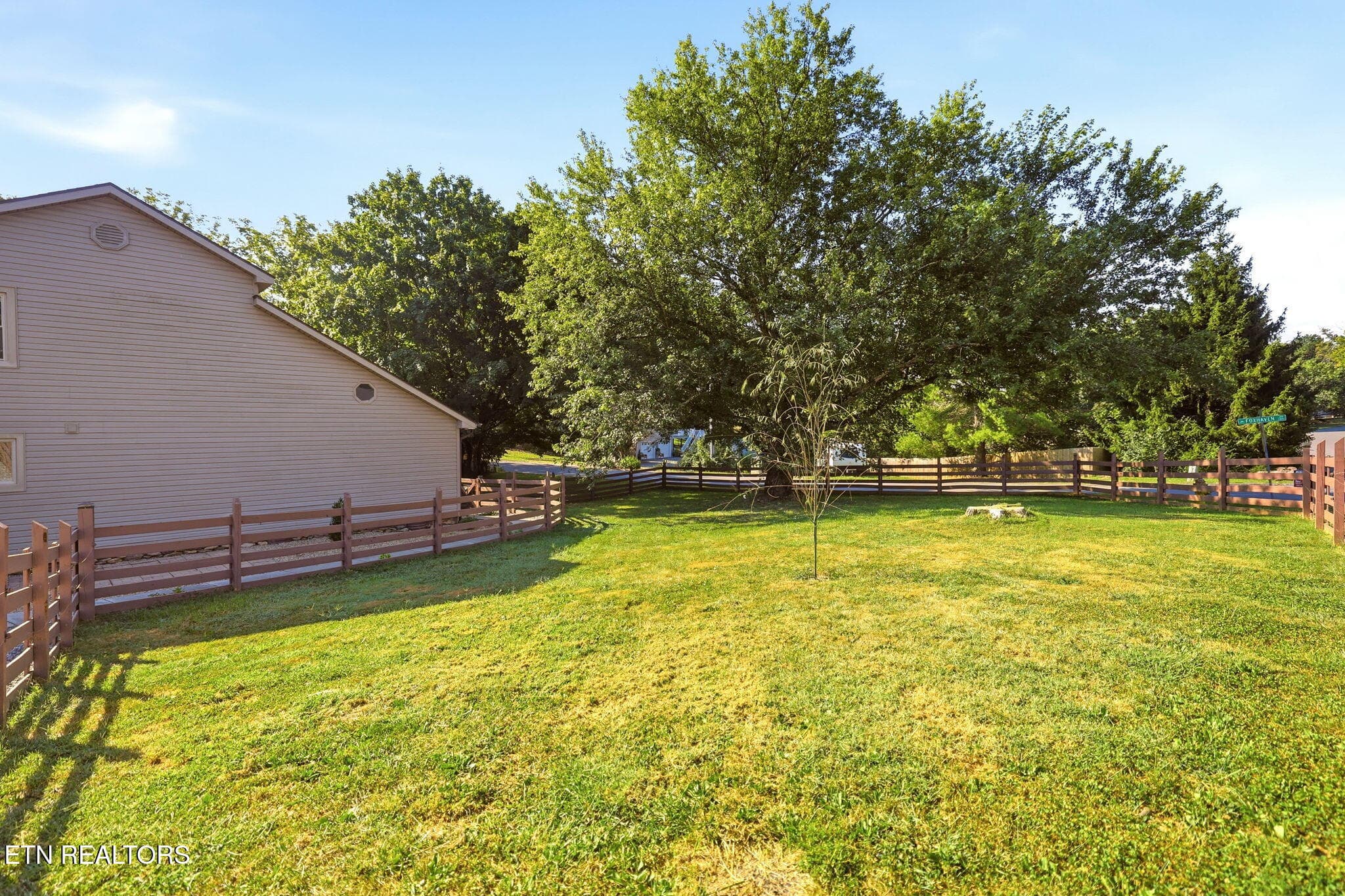 Fenced Yard - 7524 Inverrary Circle, Knoxville, TN 37918