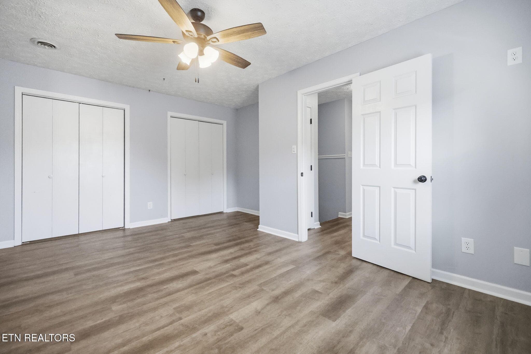 Bedroom #3-Closets w attic storage - 7524 Inverrary Circle, Knoxville, TN 37918