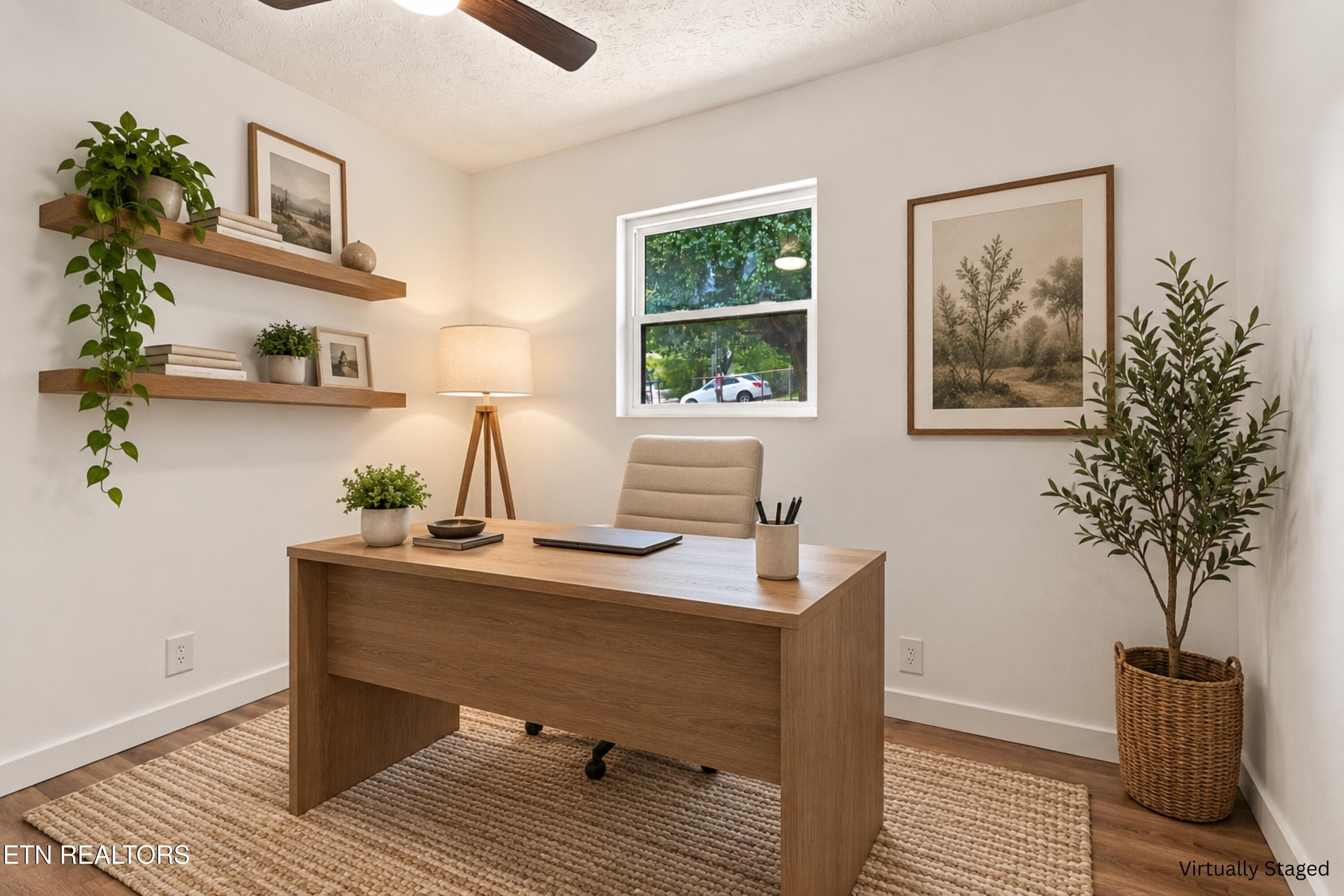 Virtually Staged (8) - 2004 Flagler Rd, Knoxville, TN 37912