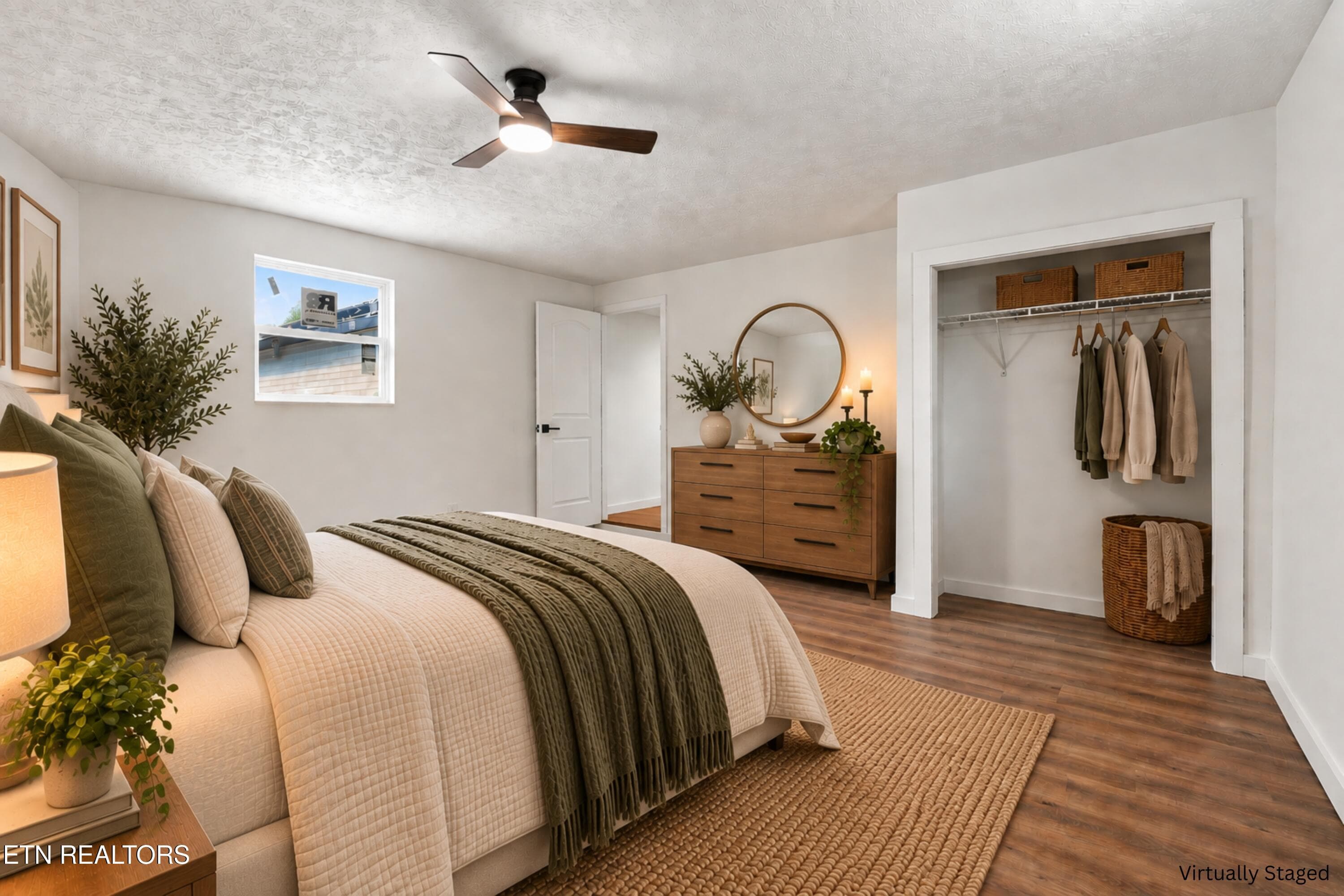 Virtually Staged - 2004 Flagler Rd, Knoxville, TN 37912