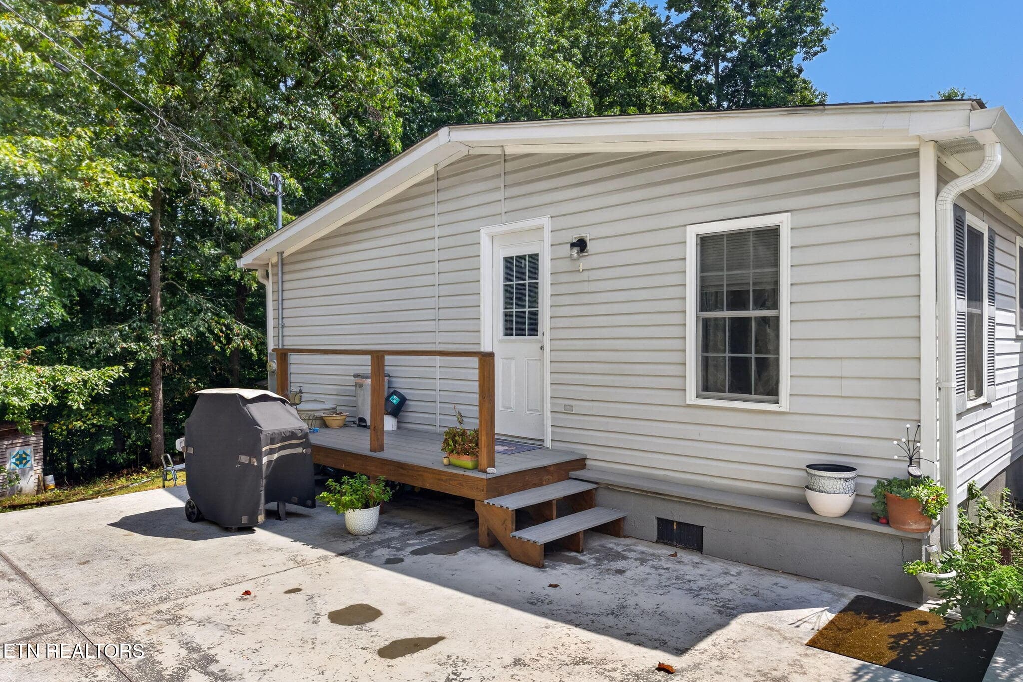3-web-or-mls-1100 Reeder Rd_8 - 1100 Reeder Rd, Byrdstown, TN 38549