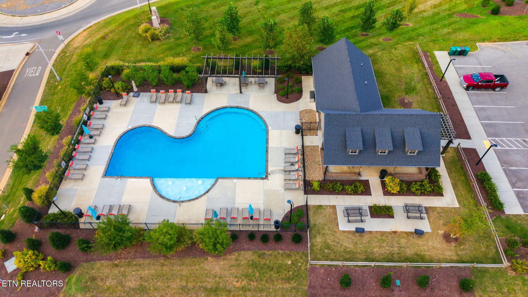52-web-or-mls-Clubhouse-5 - 1664 Hickory Reserve Rd, Knoxville, TN 37932