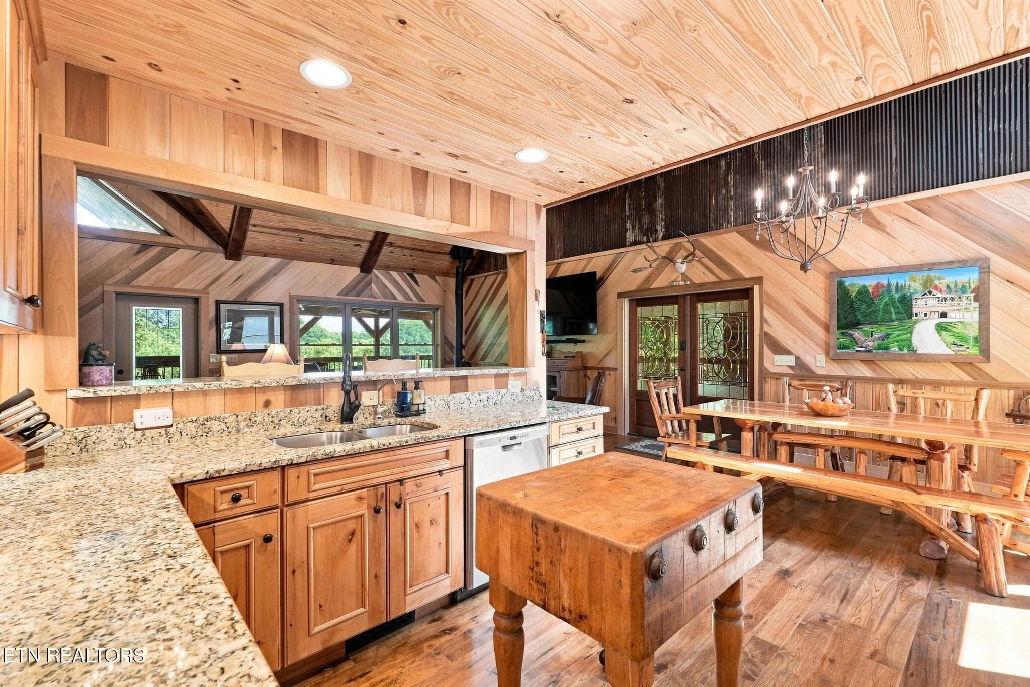 12 - 59 Russell Lane, Pleasant Shade, TN 37145