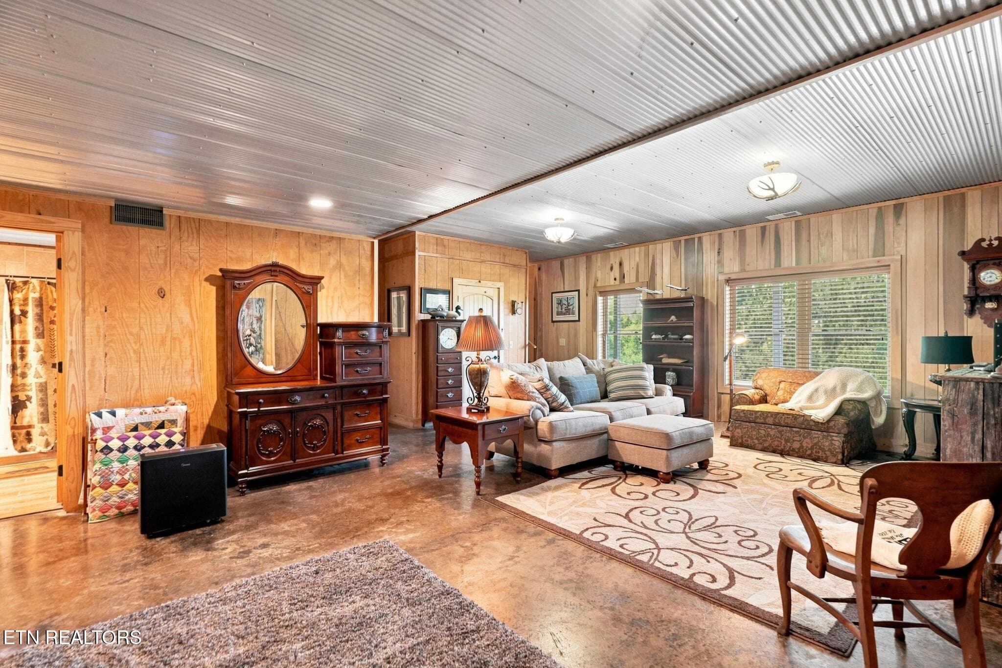 33 - 59 Russell Lane, Pleasant Shade, TN 37145