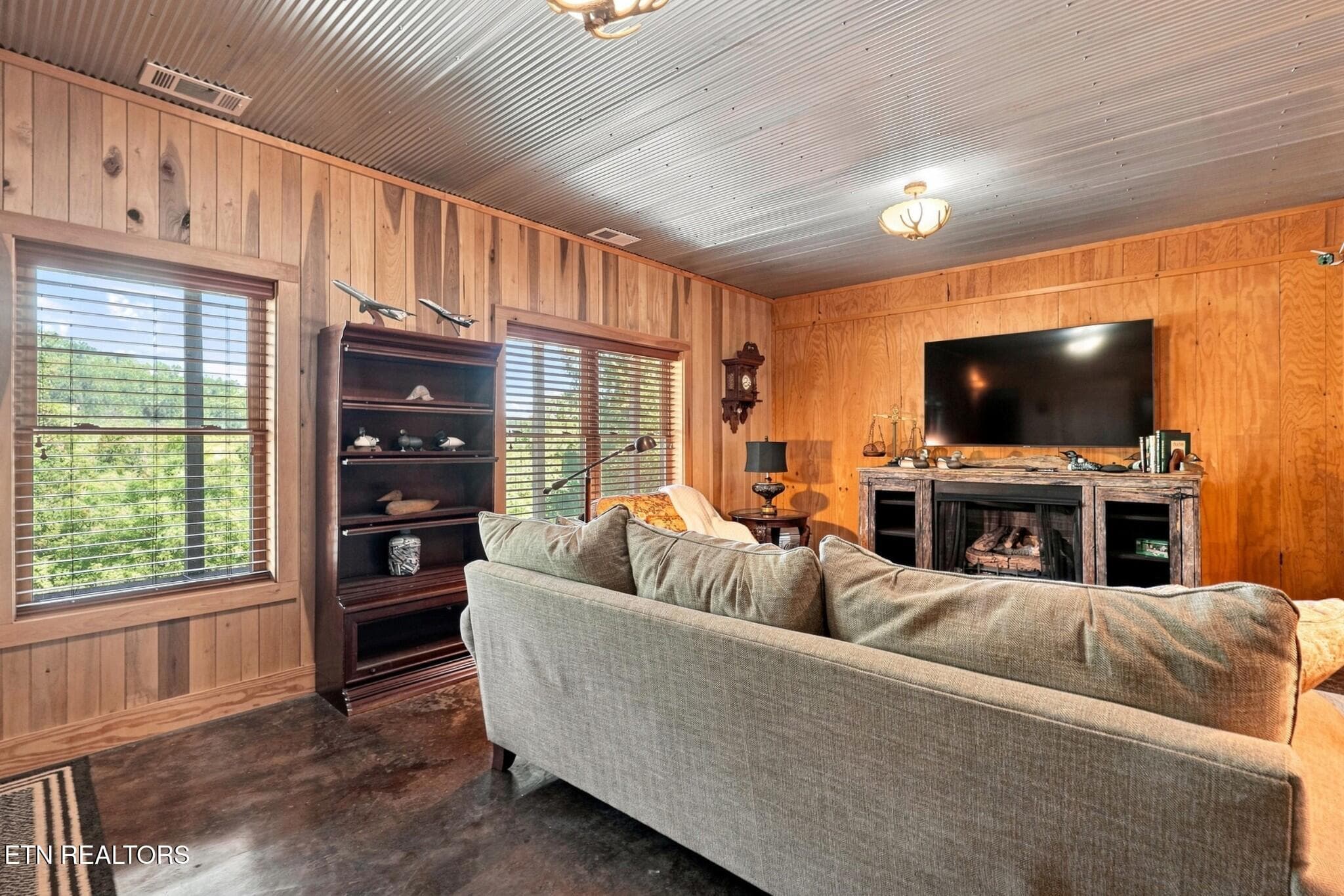 34 - 59 Russell Lane, Pleasant Shade, TN 37145