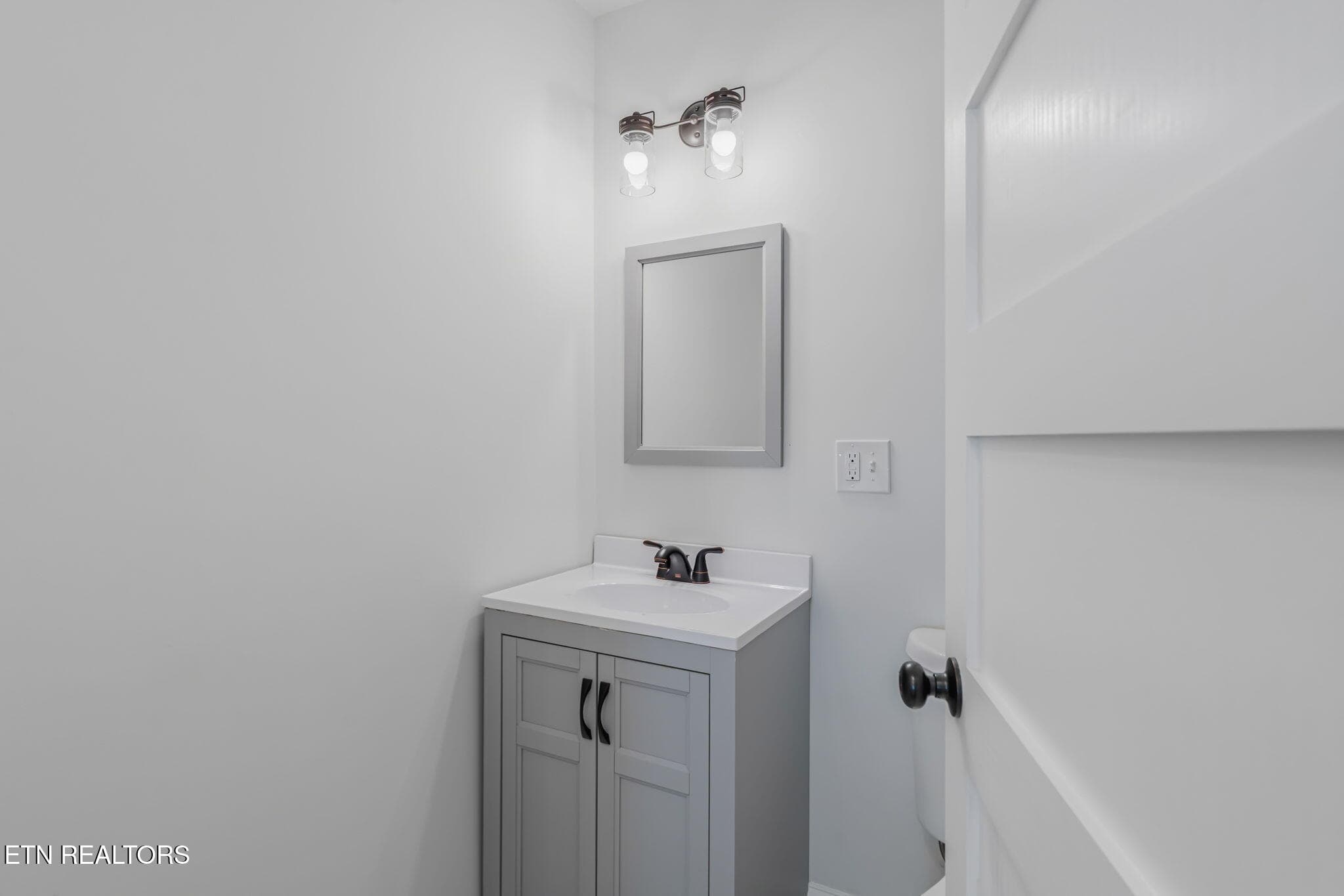 16-web-or-mls-2346 Woodbine Ave-25 - 2346 Woodbine Ave, Knoxville, TN 37917, Knoxville