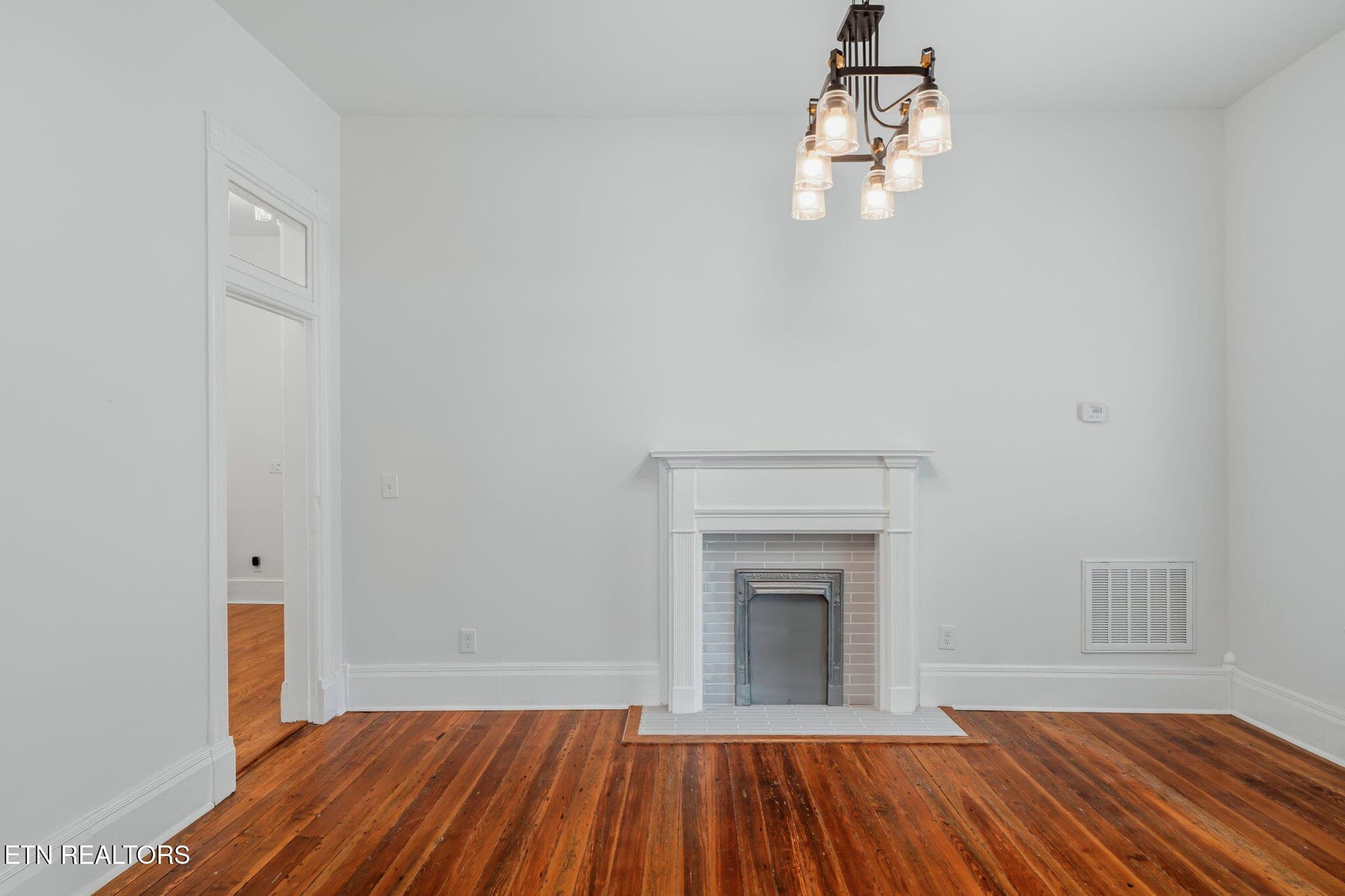23-web-or-mls-2346 Woodbine Ave-30 - 2346 Woodbine Ave, Knoxville, TN 37917, Knoxville