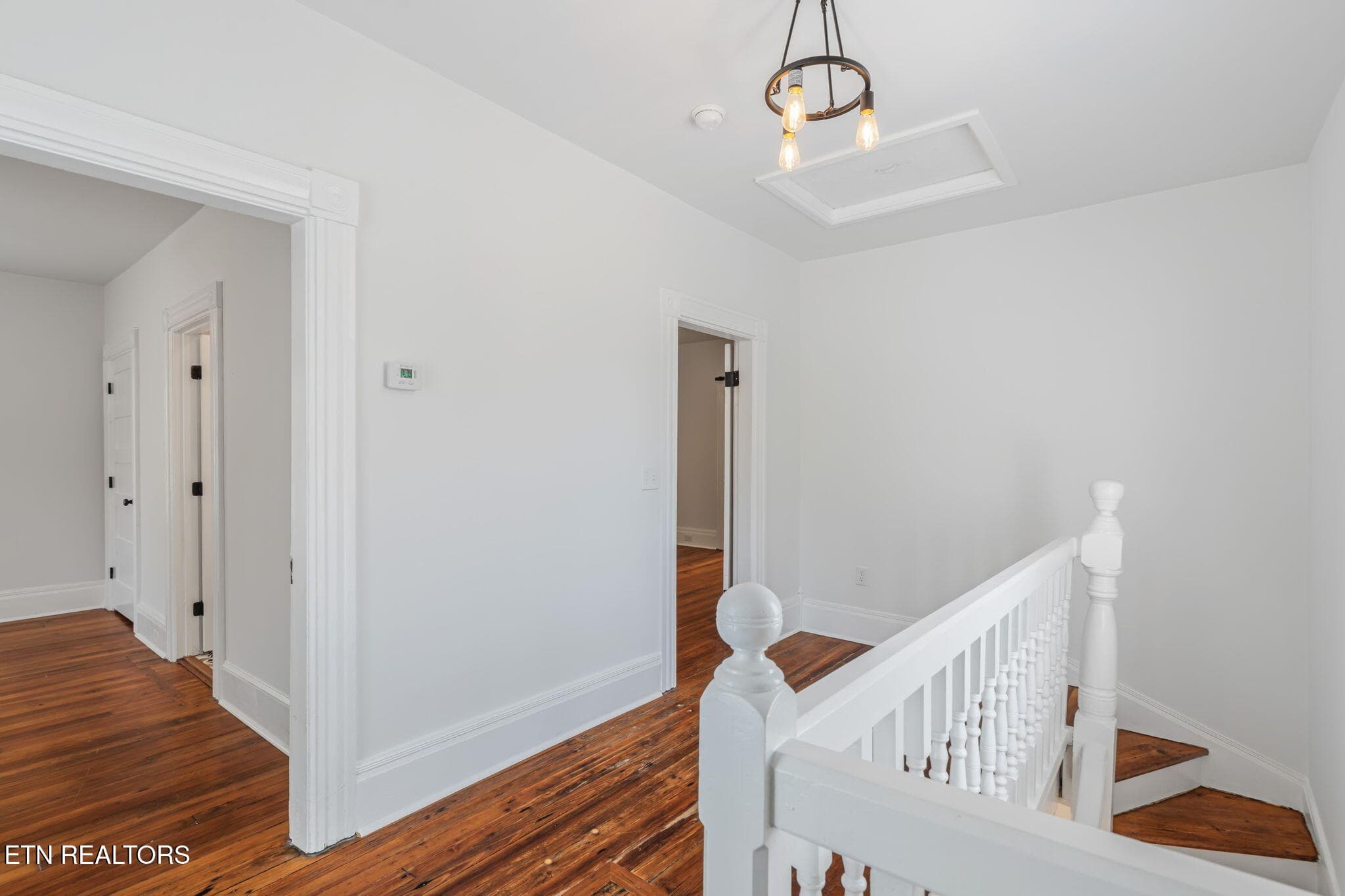 35-web-or-mls-2346 Woodbine Ave-41 - 2346 Woodbine Ave, Knoxville, TN 37917, Knoxville