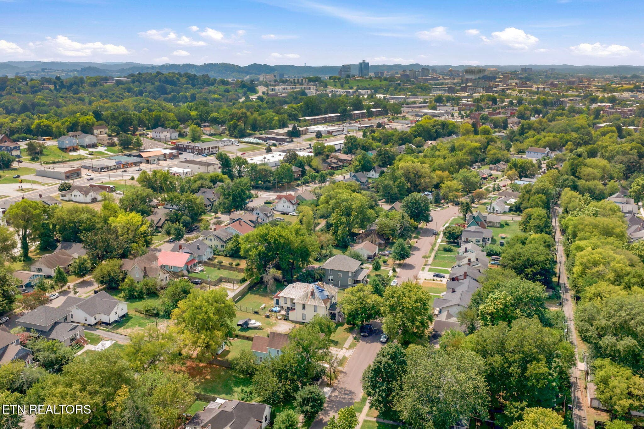 56-web-or-mls-2346 Woodbine Ave-6 - 2346 Woodbine Ave, Knoxville, TN 37917, Knoxville