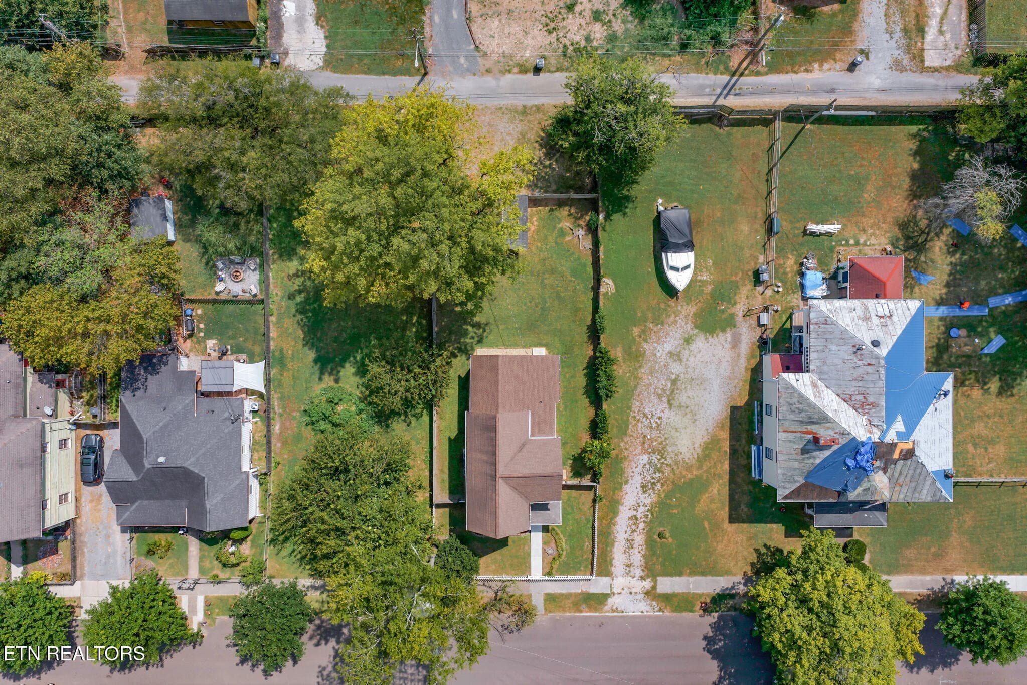 58-web-or-mls-2346 Woodbine Ave-8 - 2346 Woodbine Ave, Knoxville, TN 37917, Knoxville
