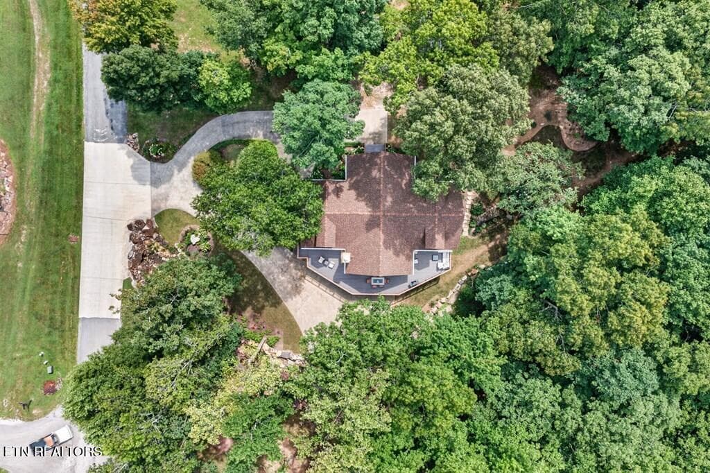 246164_78 - 335 High Meadow Drive, Spencer, TN 38585