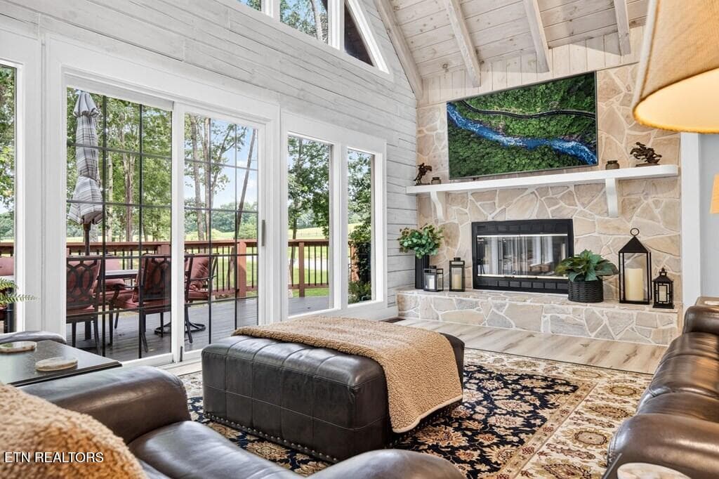 246164_29 - 335 High Meadow Drive, Spencer, TN 38585
