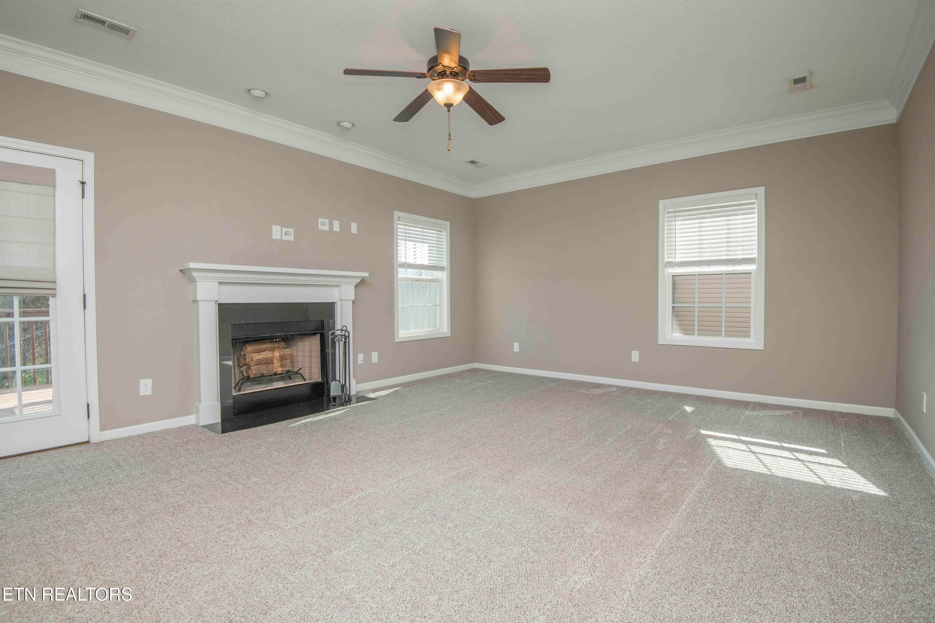 living 2_1 - 7308 Calla Crossing Lane, Knoxville, TN 37918