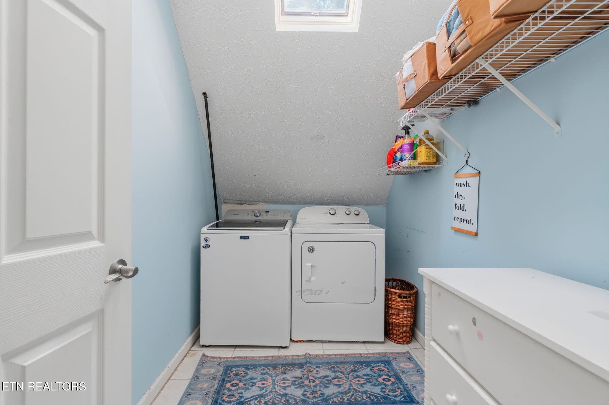 46-web-or-mls-5305 Beverly Oaks Drive-56 - 5305 Beverly Oaks Drive, Knoxville, TN 37918, Knoxville