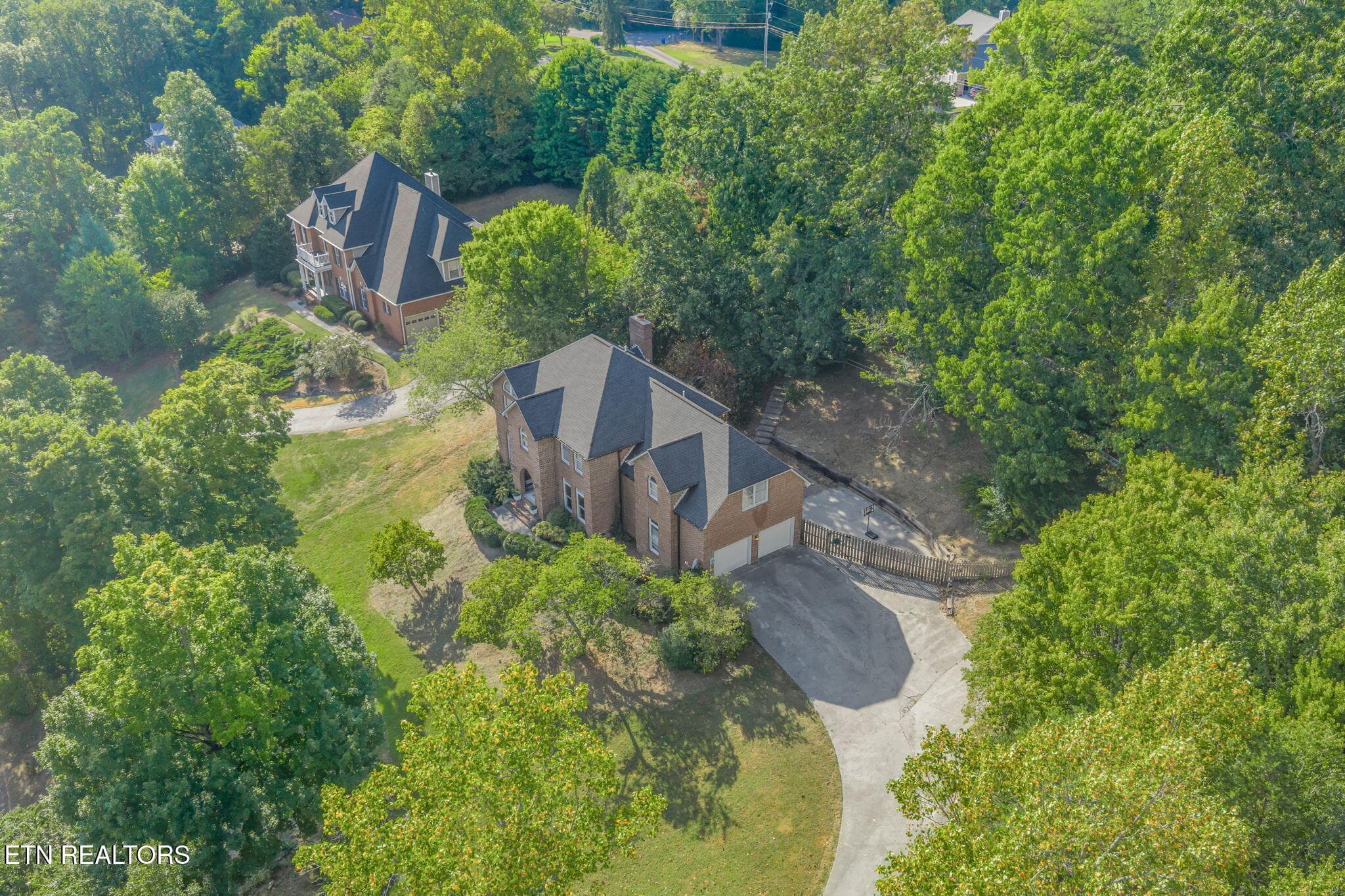 69-web-or-mls-5305 Beverly Oaks Drive-12 - 5305 Beverly Oaks Drive, Knoxville, TN 37918, Knoxville