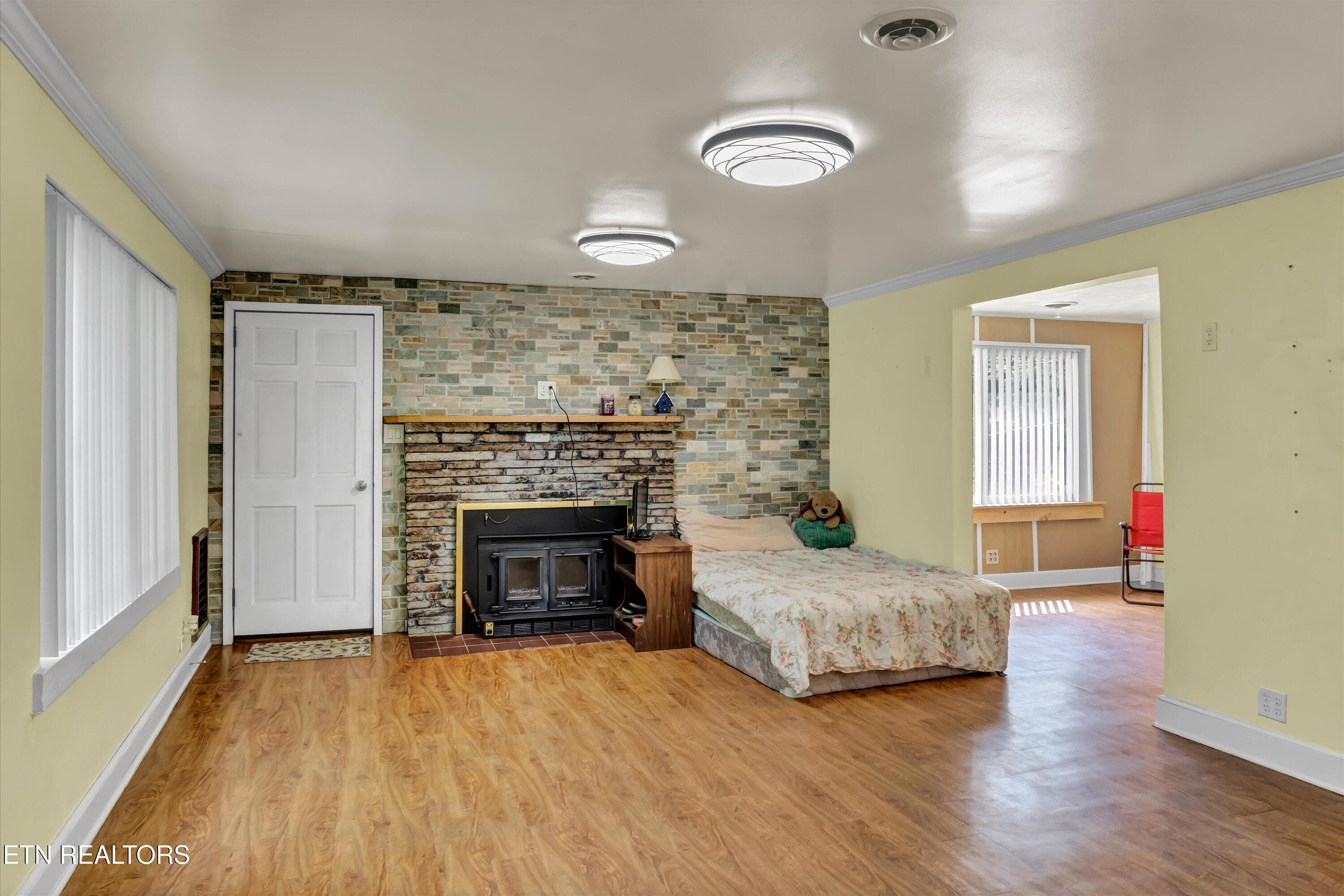 06-912 E Hendron Chapel Rd-6 - 912 E Hendron Chapel Rd, Knoxville, TN 37920, Knoxville