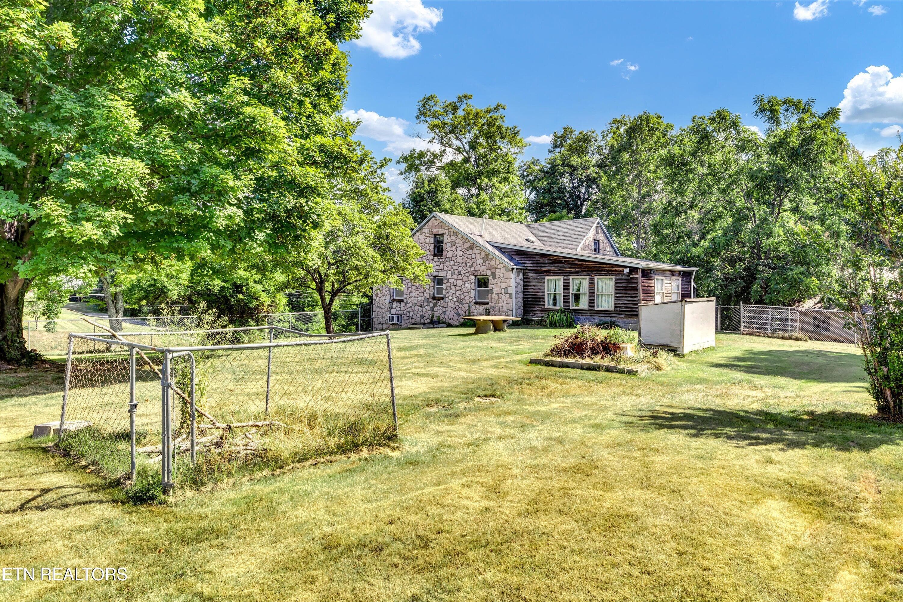29-912 E Hendron Chapel Rd-29 - 912 E Hendron Chapel Rd, Knoxville, TN 37920, Knoxville