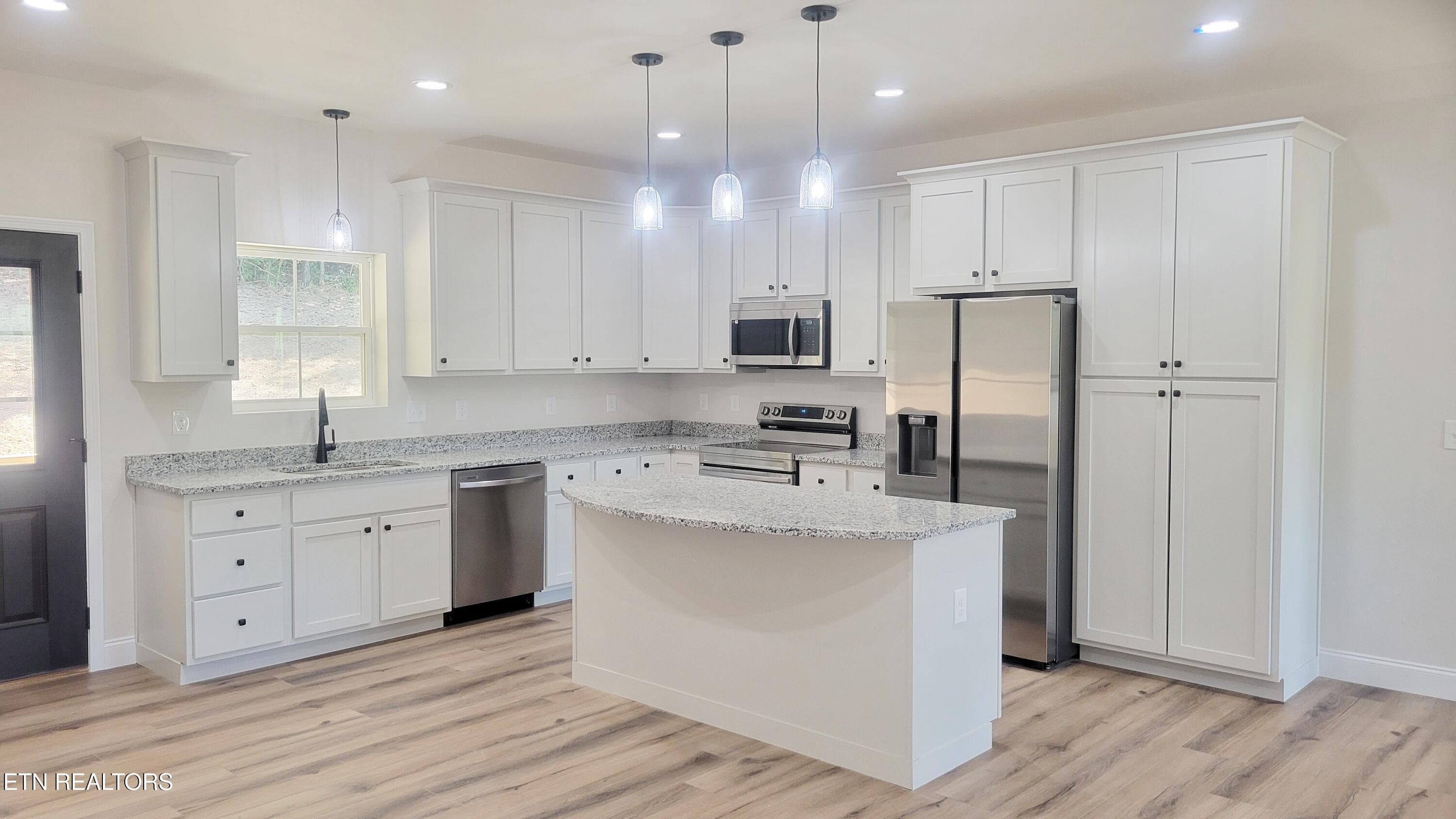 KITCHEN WITH GRANITE COUNTERTOPS - 243 Splendor Way, Parrottsville, TN 37843, Parrottsville