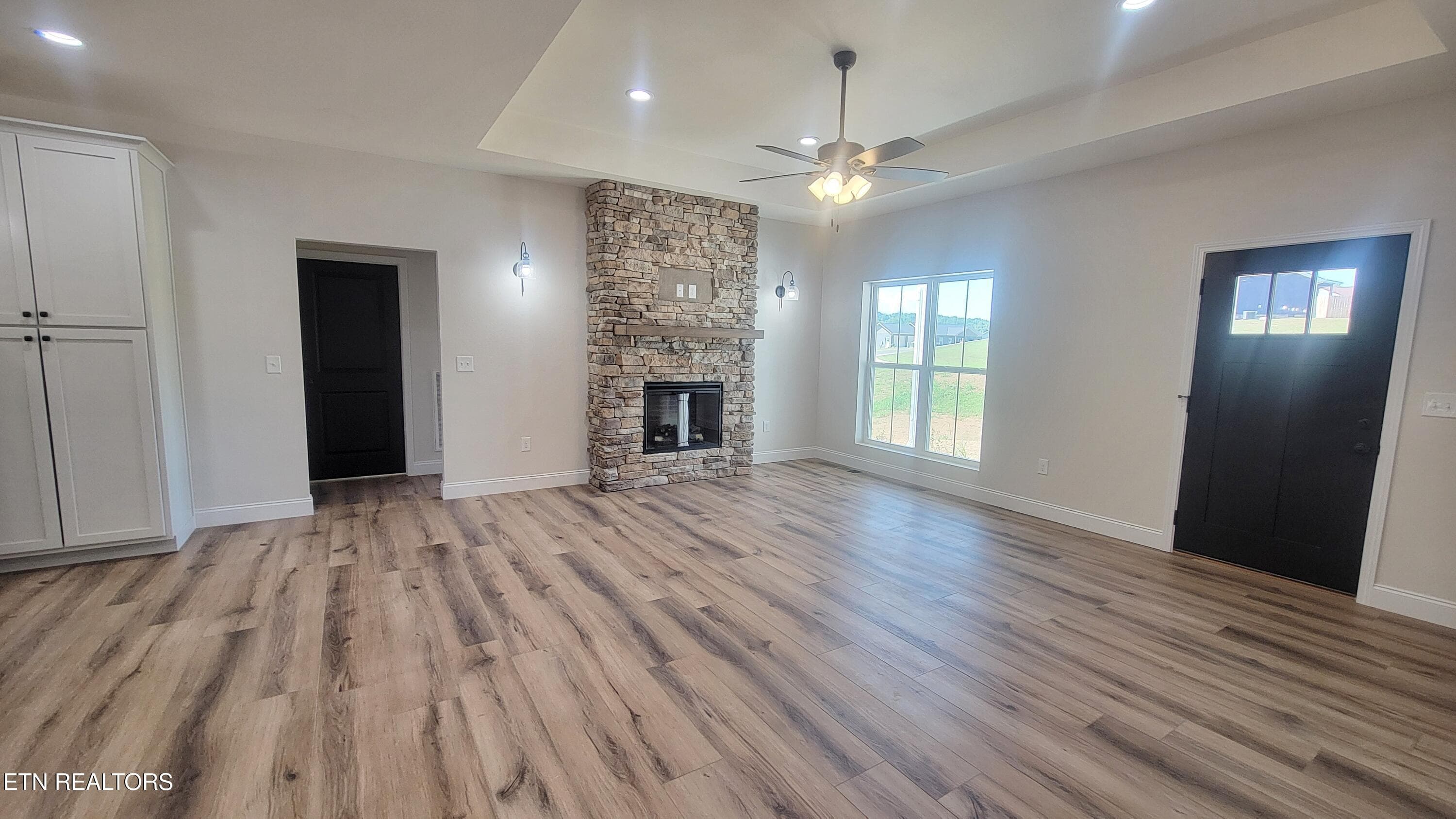 OPEN CONCEPT LIVING - 243 Splendor Way, Parrottsville, TN 37843, Parrottsville