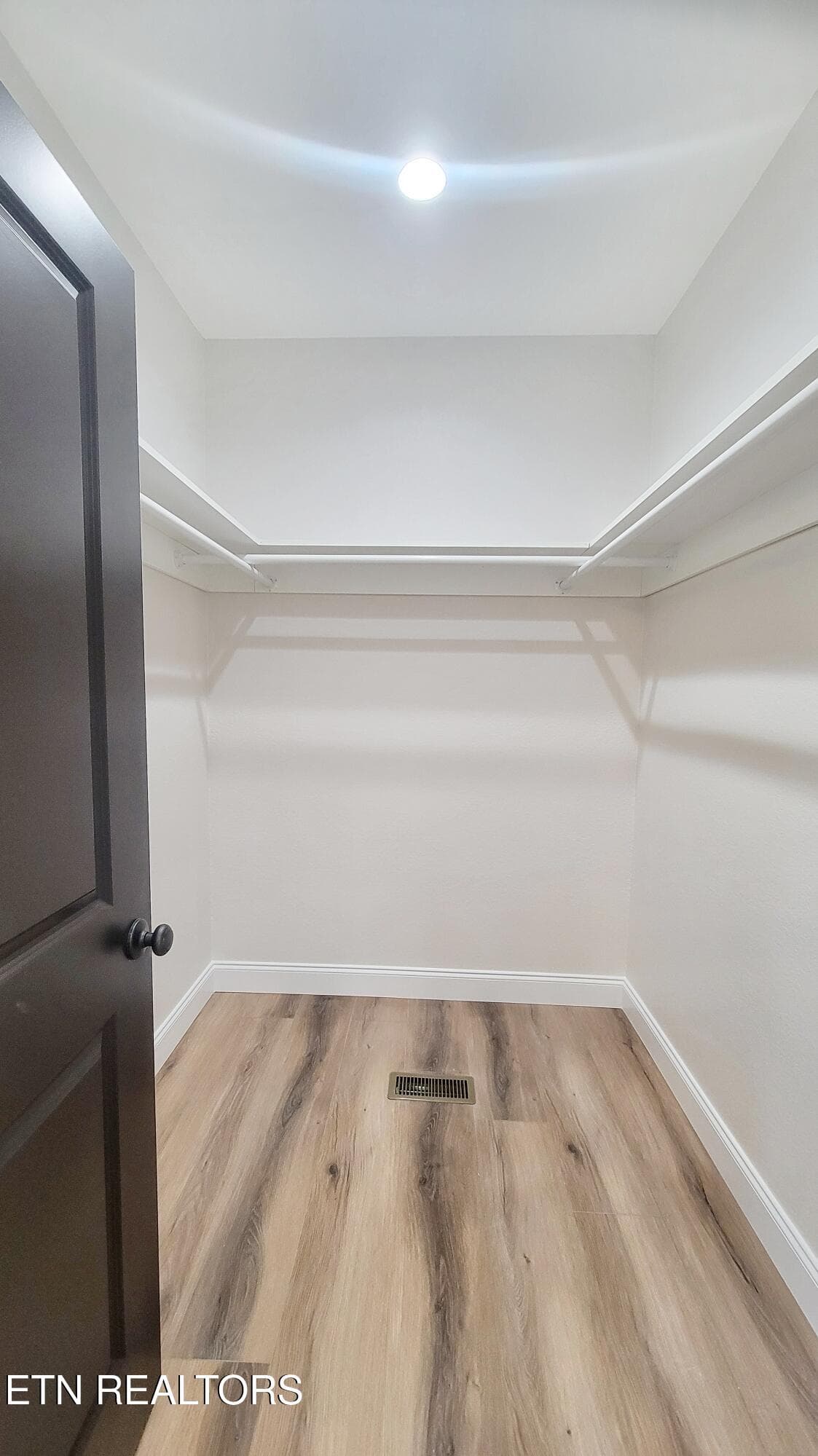 WALK IN CLOSET - 243 Splendor Way, Parrottsville, TN 37843, Parrottsville