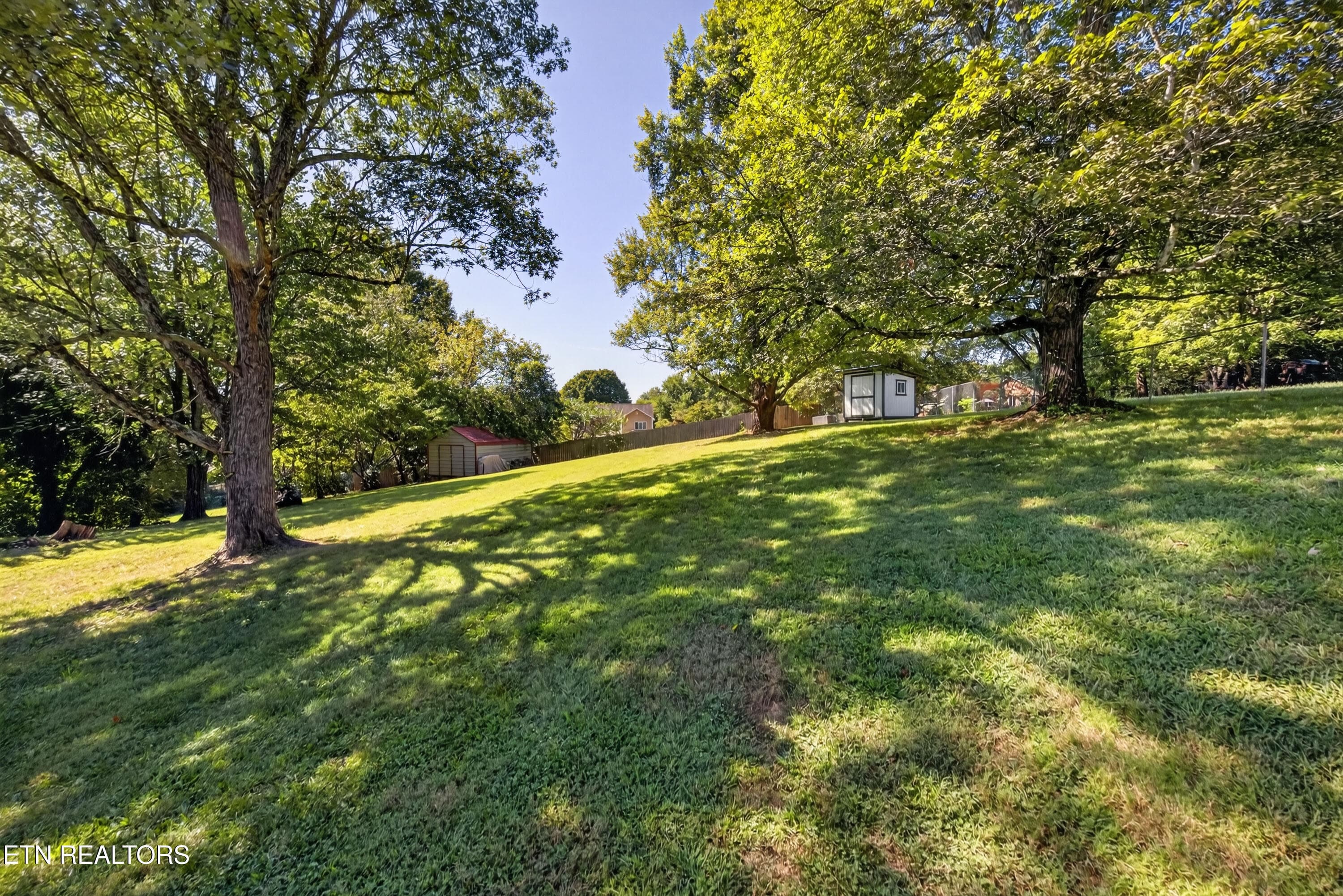Large Backyard - 12516 Pony Express Drive, Knoxville, TN 37934, Knoxville