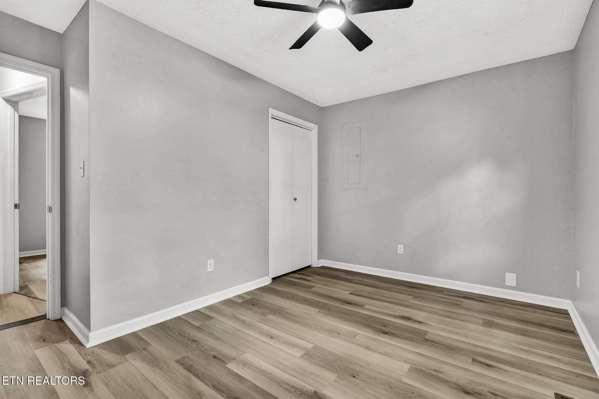 21-web-or-mls-DSC02640 - 1911 Dupont St, Hixson, TN 37343