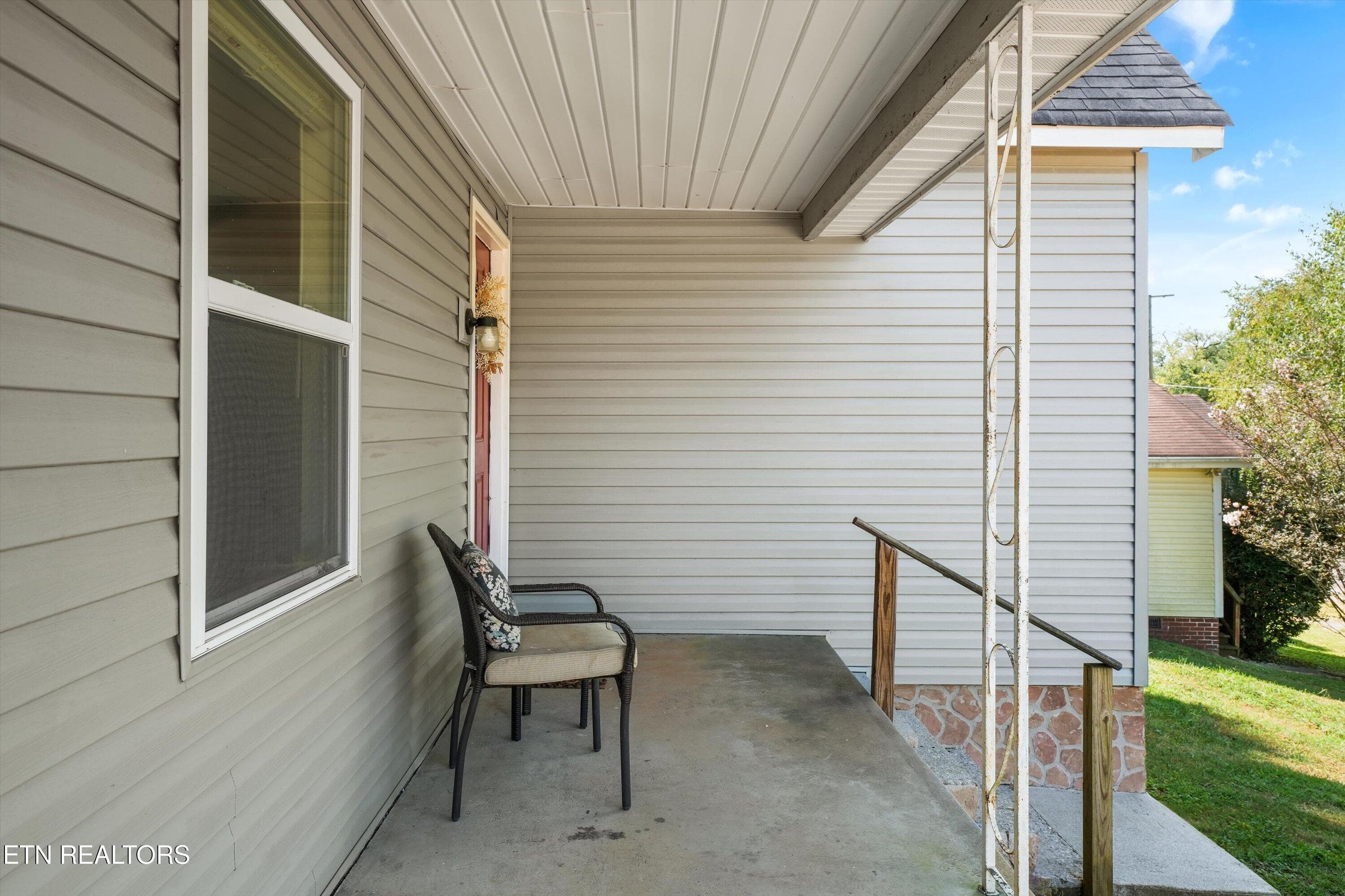 Front Porch - 1760 McClung Ave, Knoxville, TN 37920, Knoxville