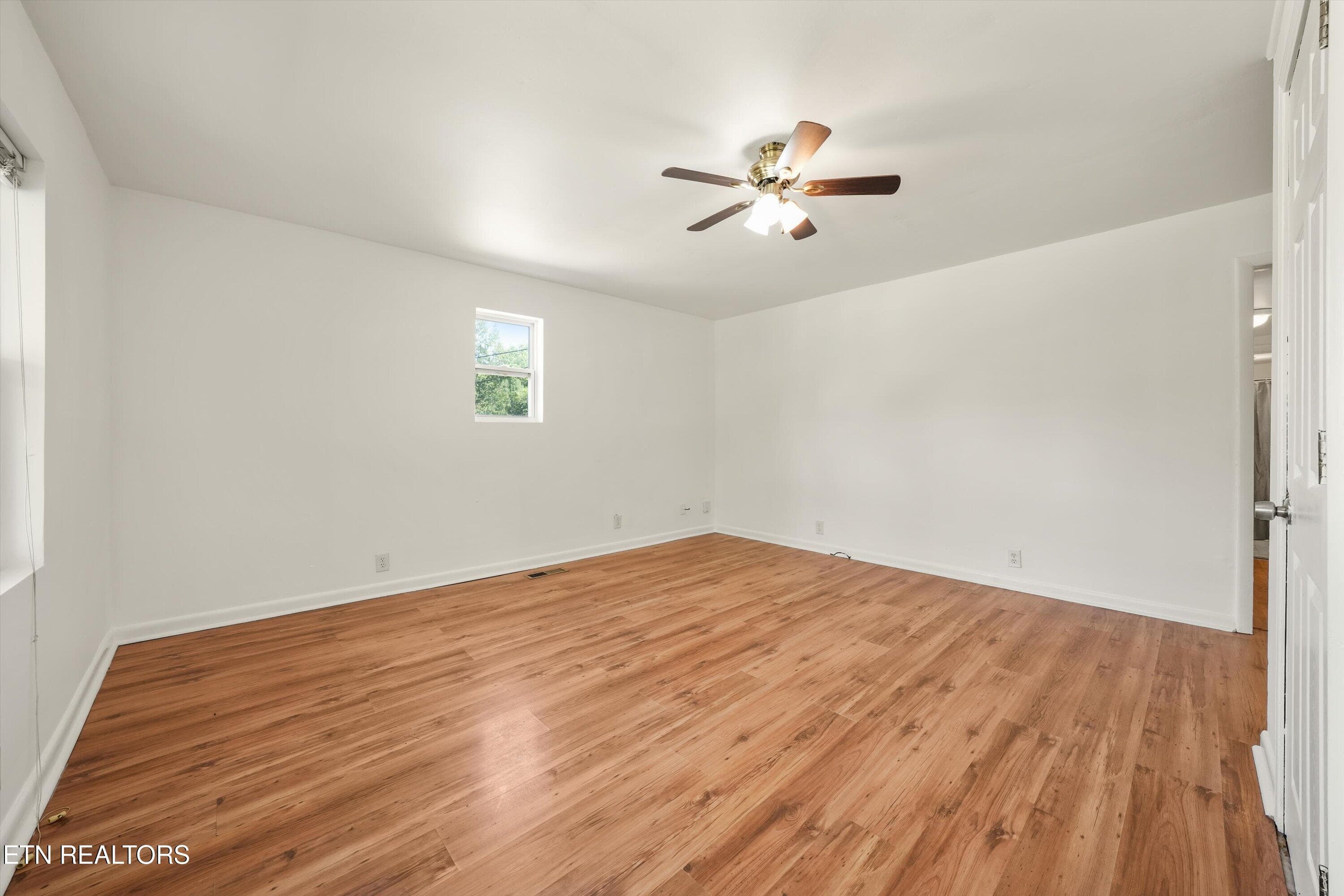 Living Room - 1760 McClung Ave, Knoxville, TN 37920, Knoxville