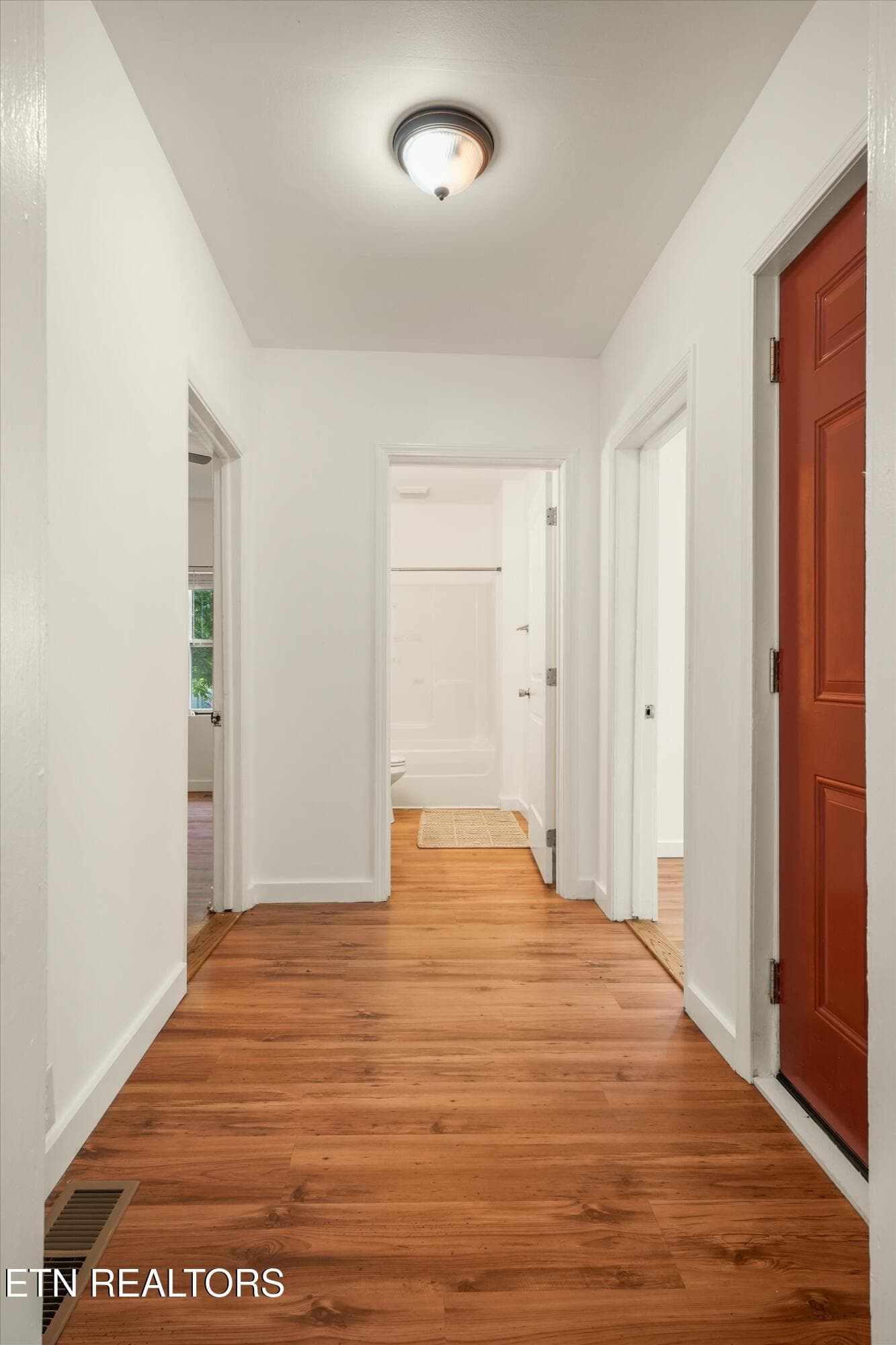 Foyer - 1760 McClung Ave, Knoxville, TN 37920, Knoxville