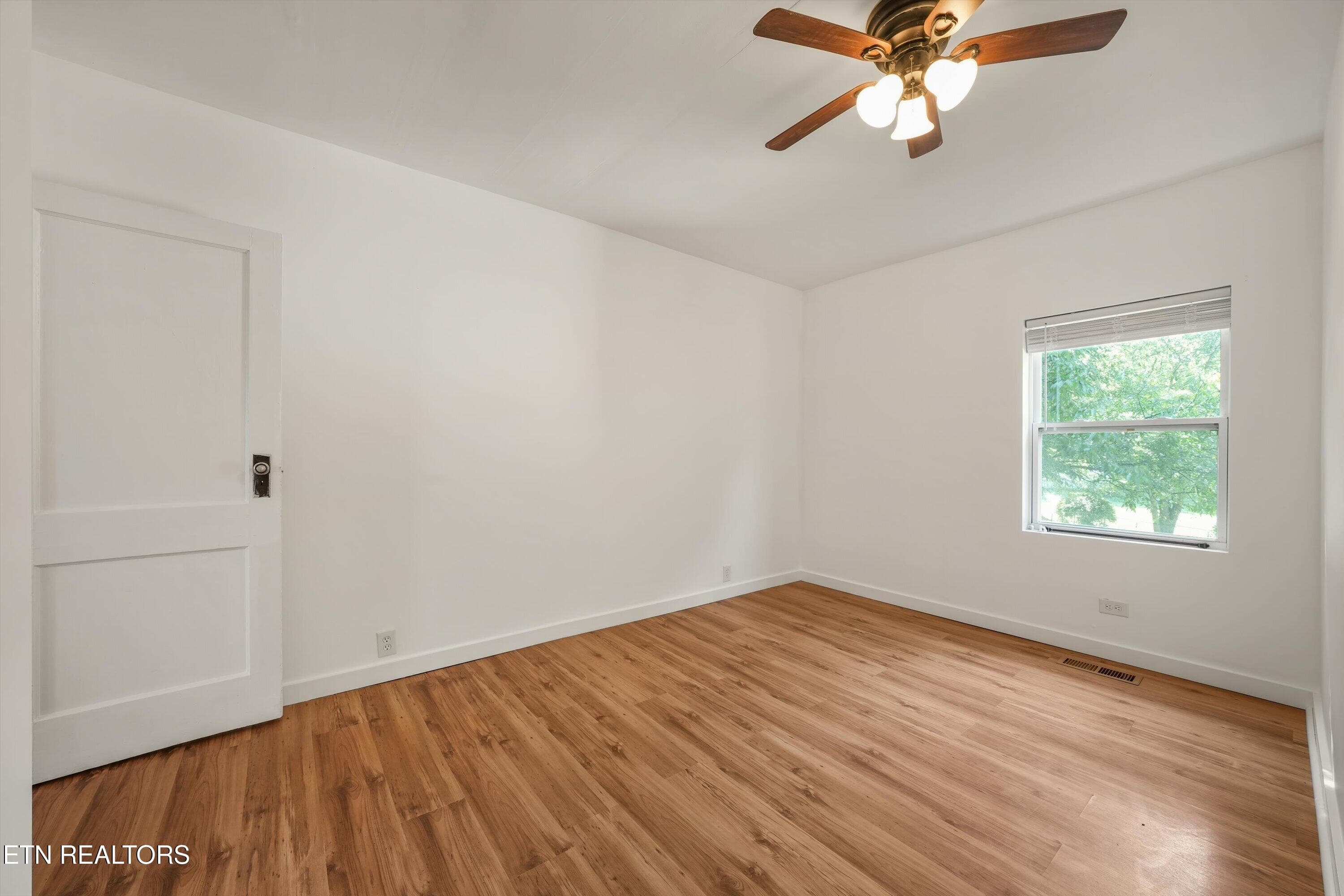 Bedroom 2 - 1760 McClung Ave, Knoxville, TN 37920, Knoxville