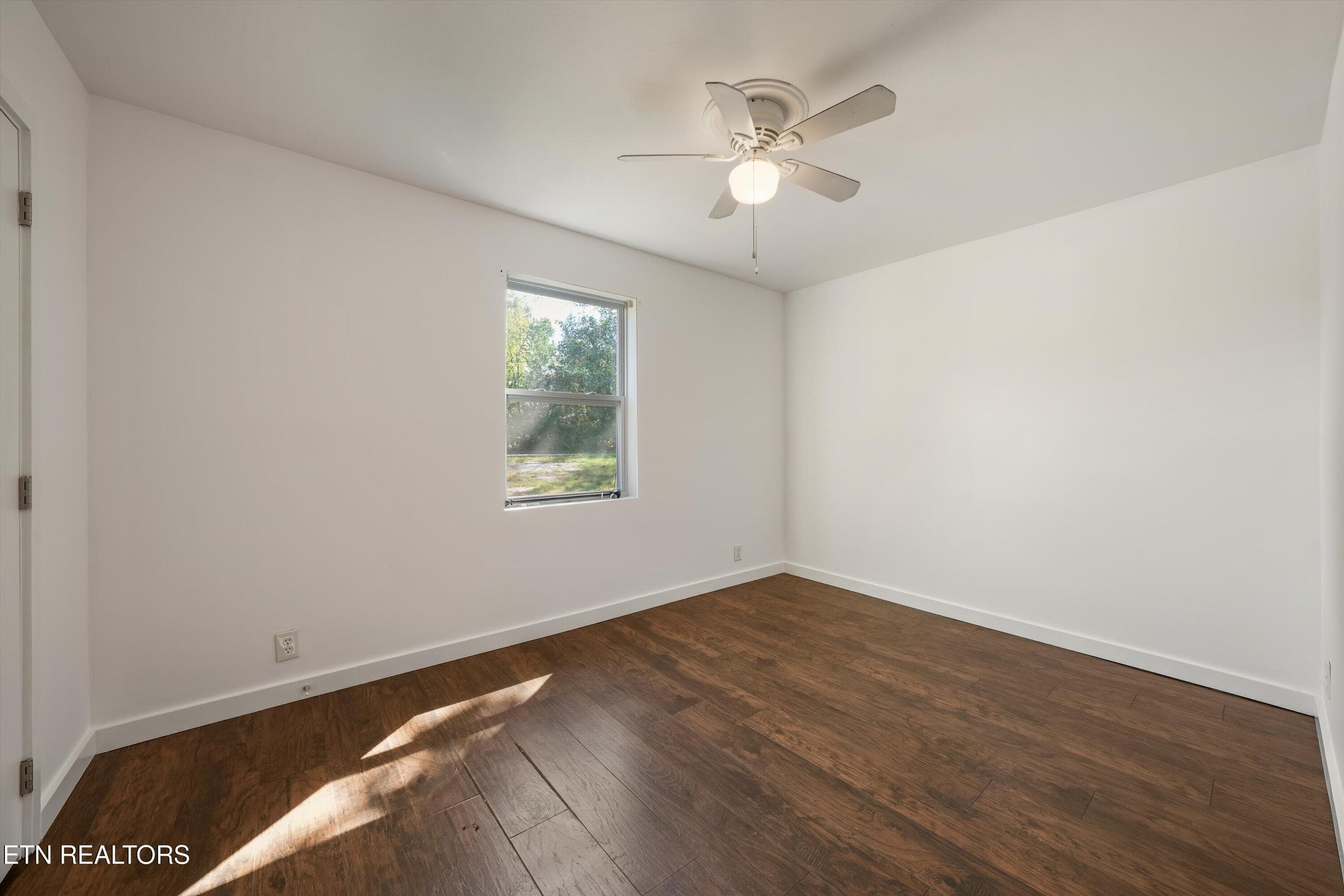 Bedroom 1 - 1760 McClung Ave, Knoxville, TN 37920, Knoxville