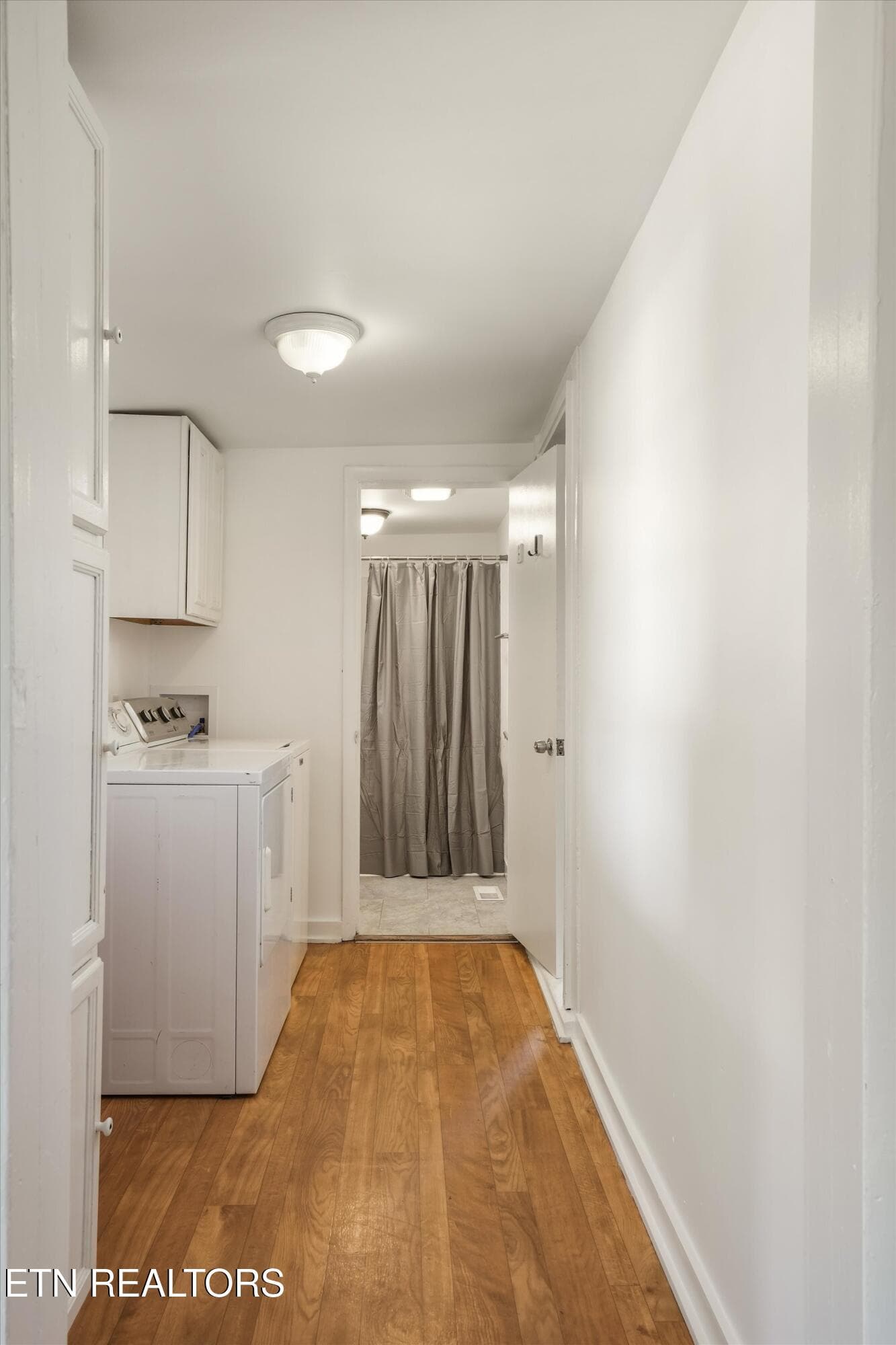 Laundry Area - 1760 McClung Ave, Knoxville, TN 37920, Knoxville