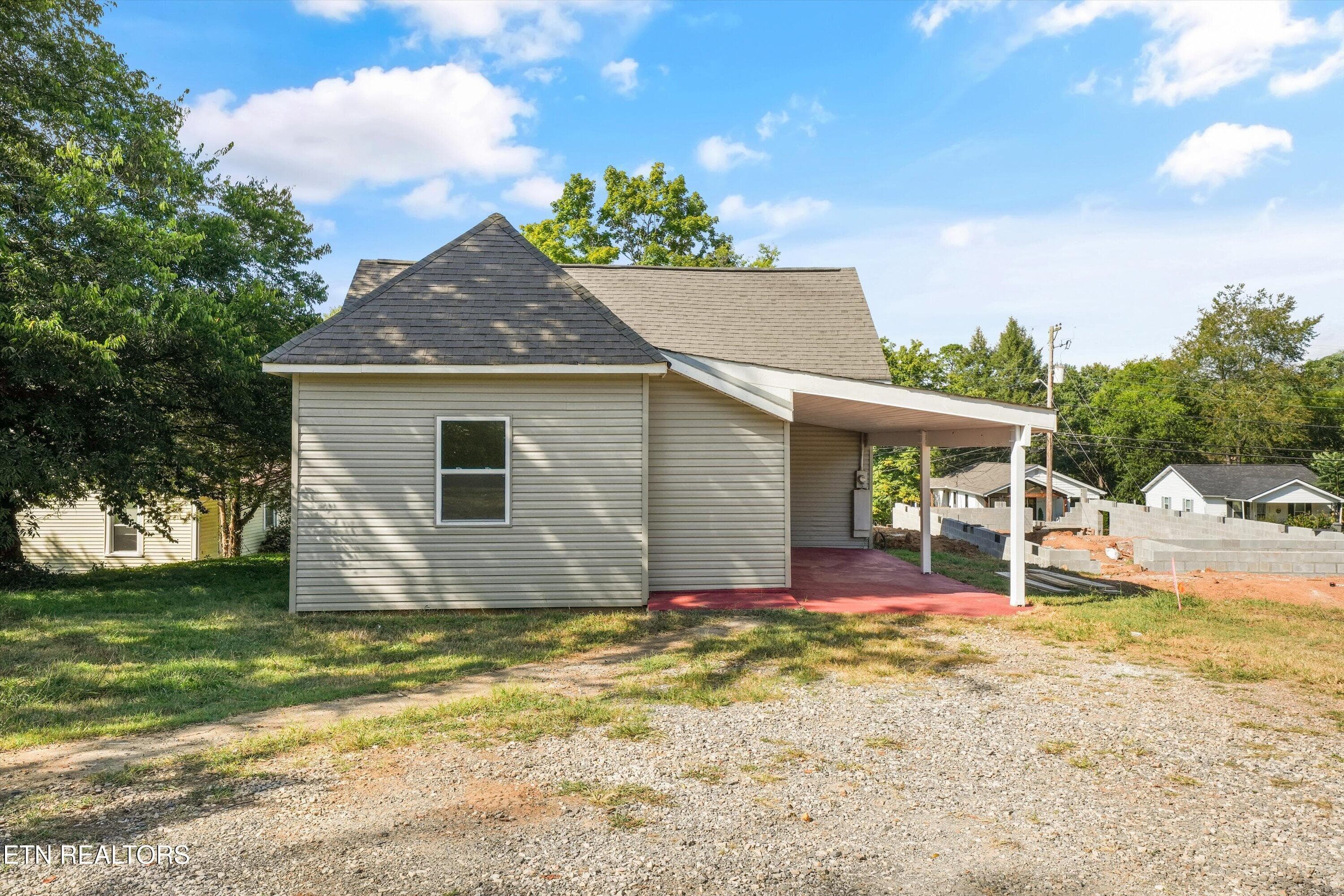 Back of the House - 1760 McClung Ave, Knoxville, TN 37920, Knoxville